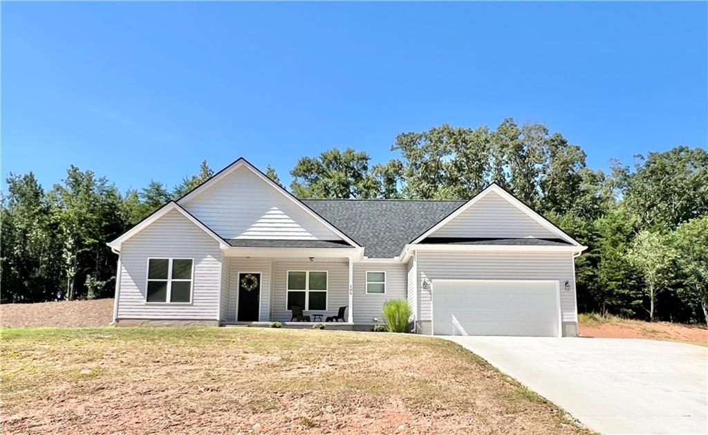 105 Quiet Way Property Photo 1