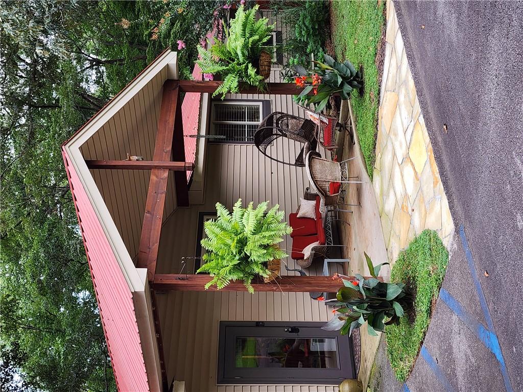 541 Pike Rd Property Photo 3