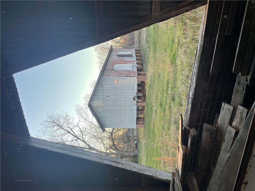 109 Gin House Rd Property Photo 5