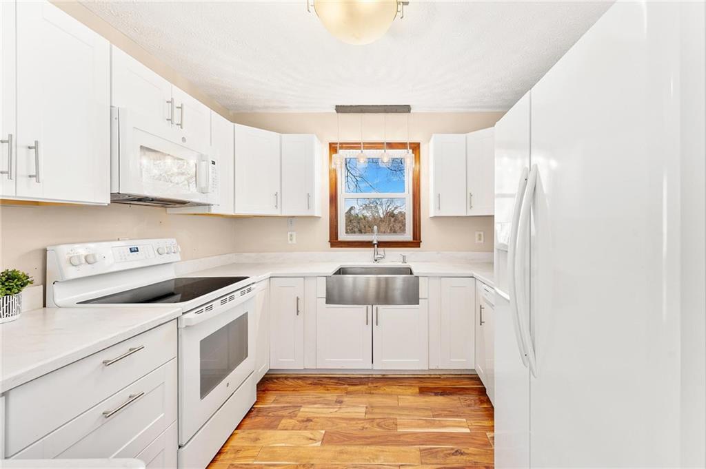 1930 Harbert Valley Rd Property Photo 2