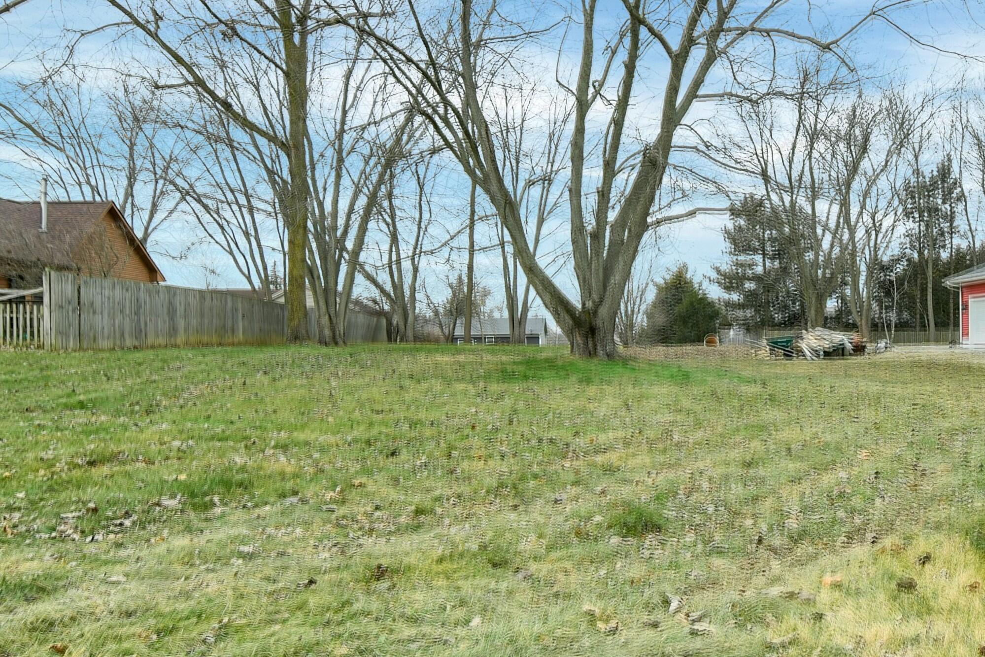 1910 Suqulak Property Photo 1