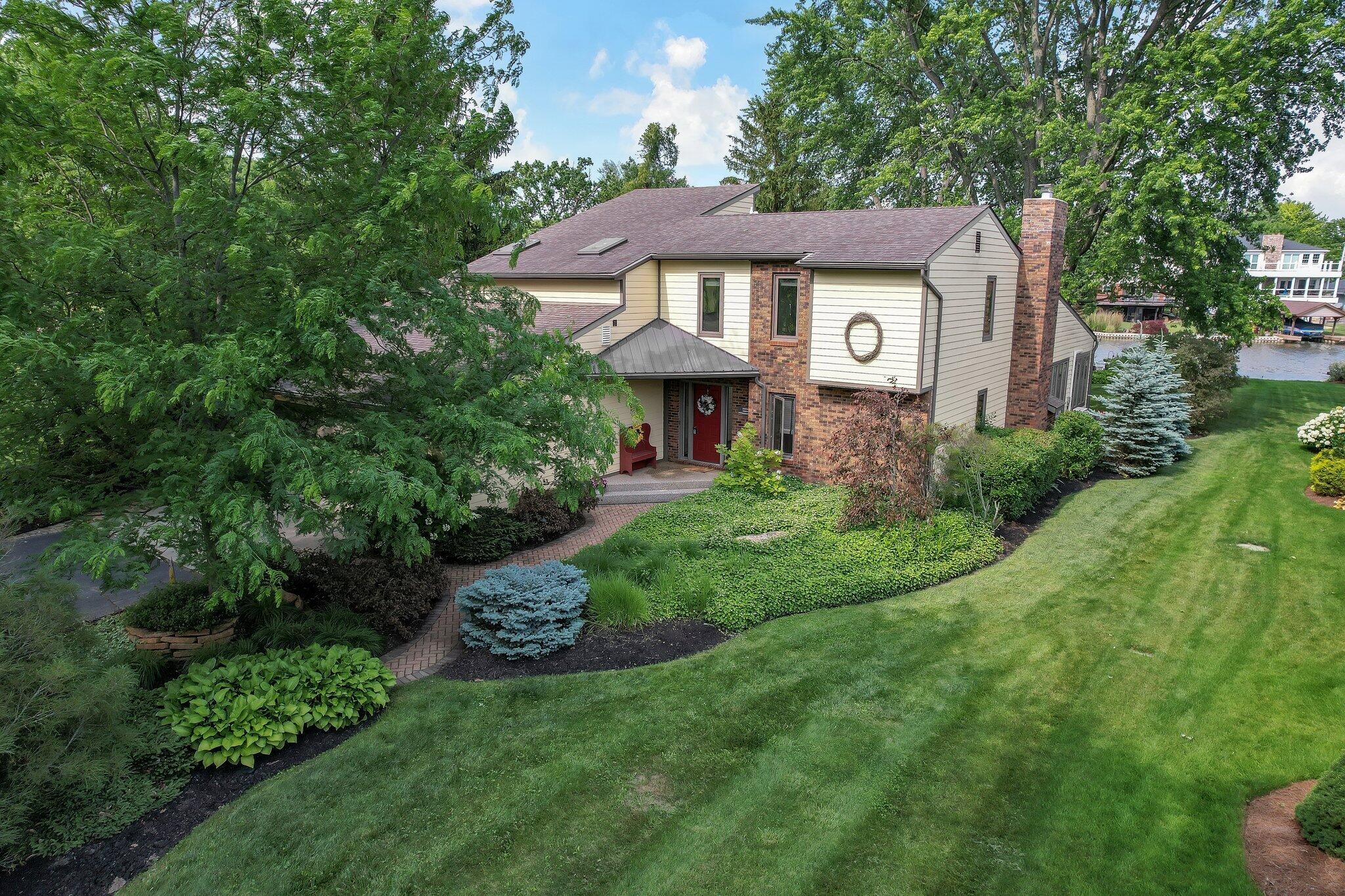 1741 Chickasaw Property Photo 1