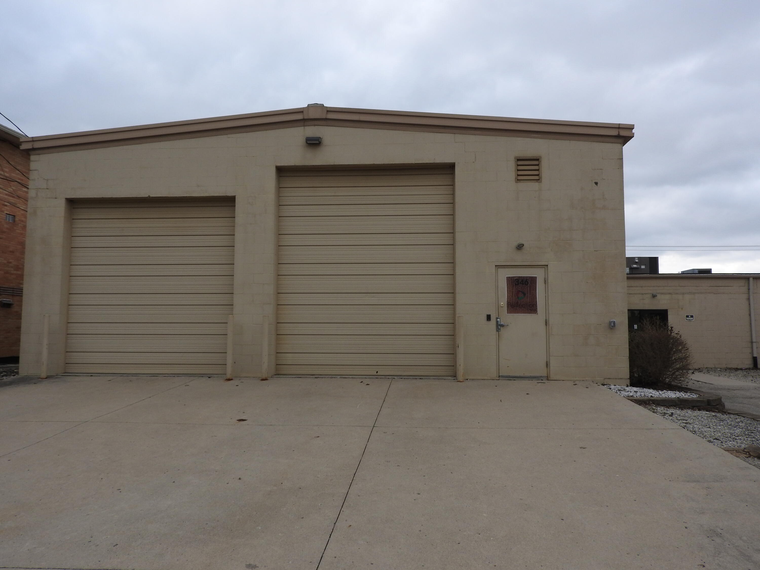 346 N Dixie Drive Property Photo 2