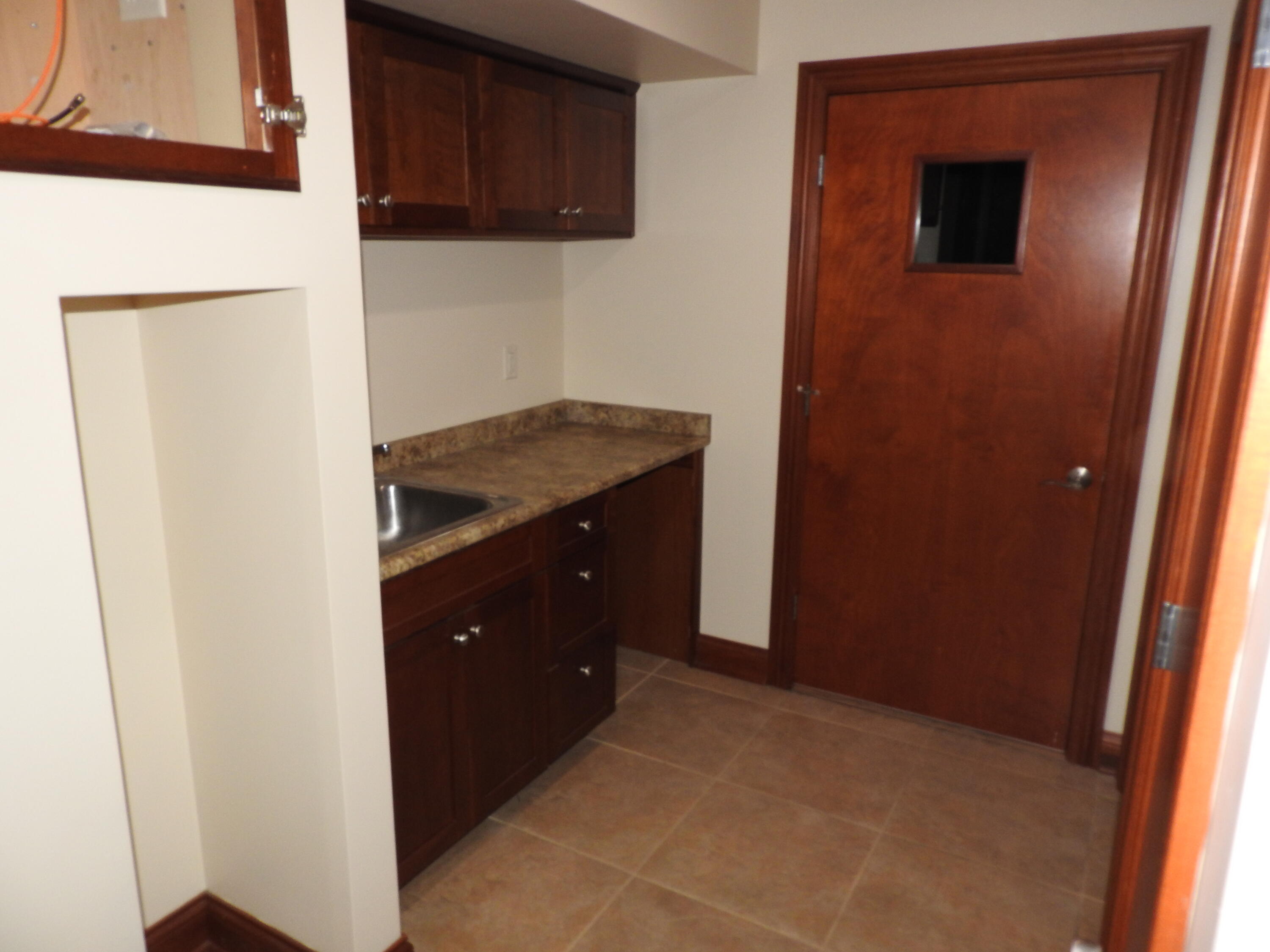 346 N Dixie Drive Property Photo 10
