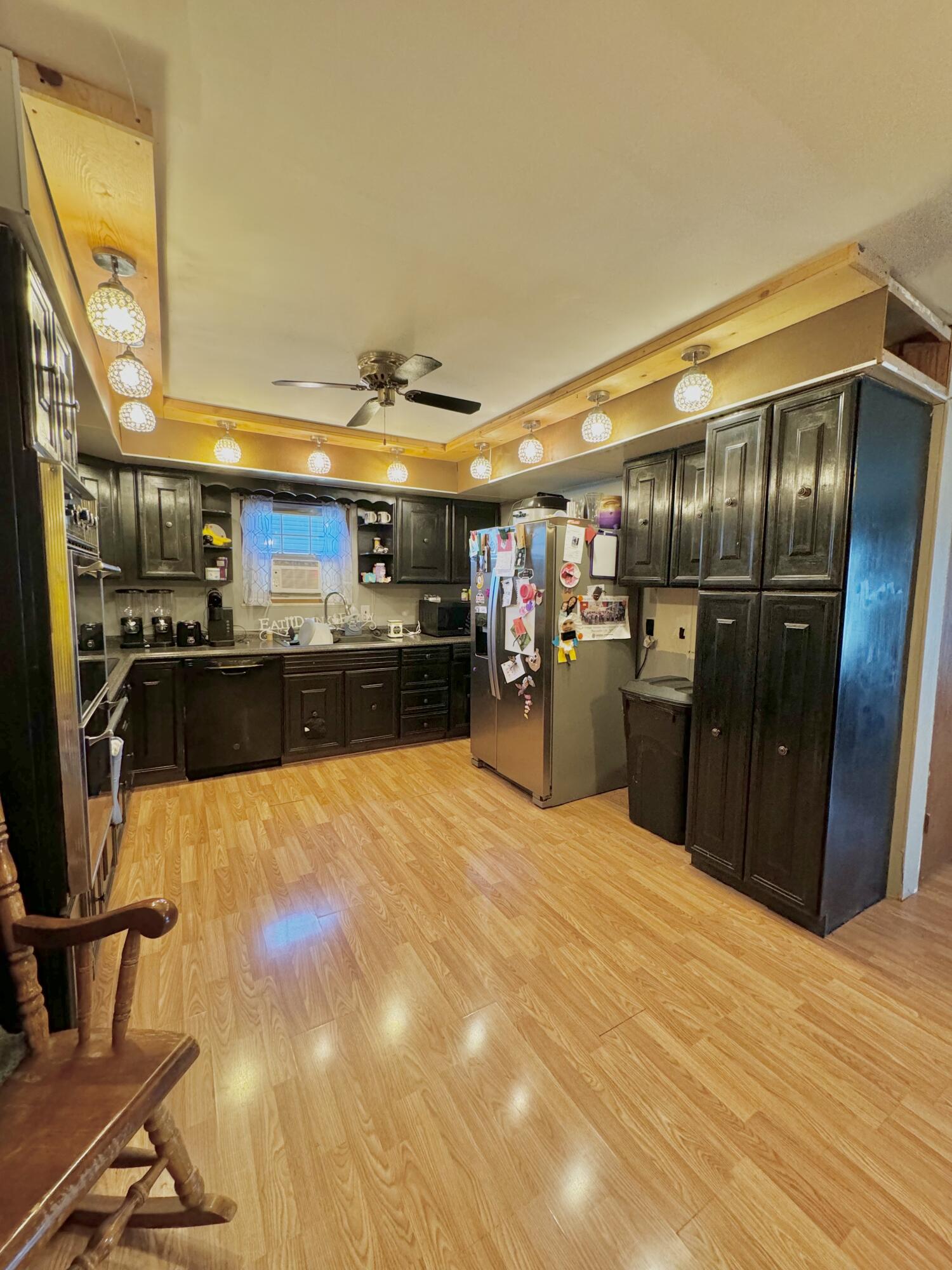 156 Market Property Photo 2