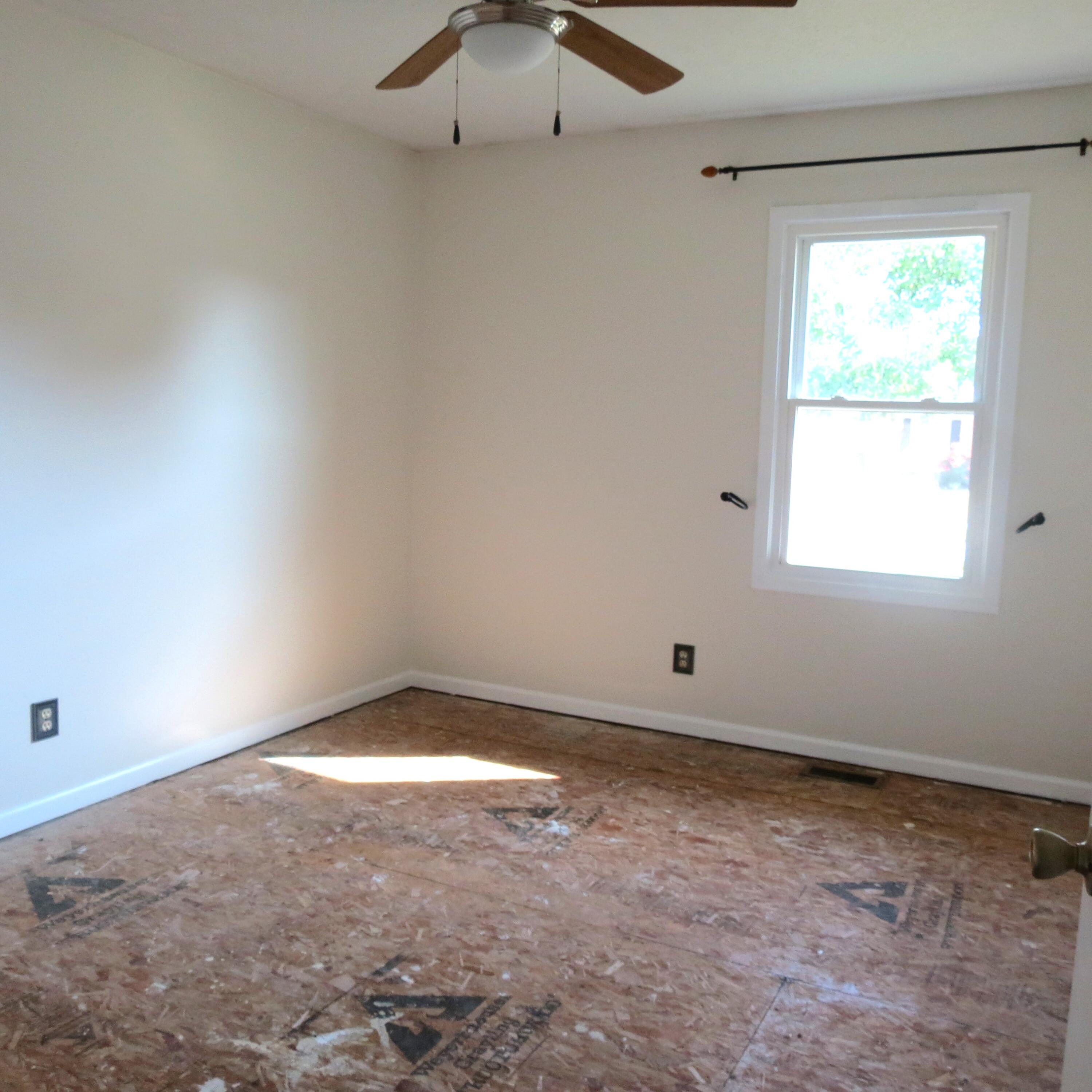 1203 Colonial Property Photo 15