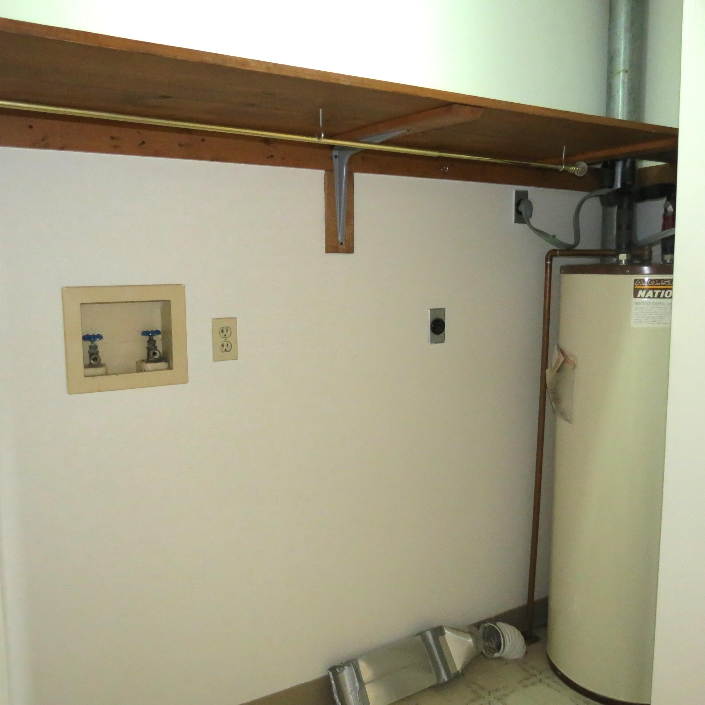 1203 Colonial Property Photo 18