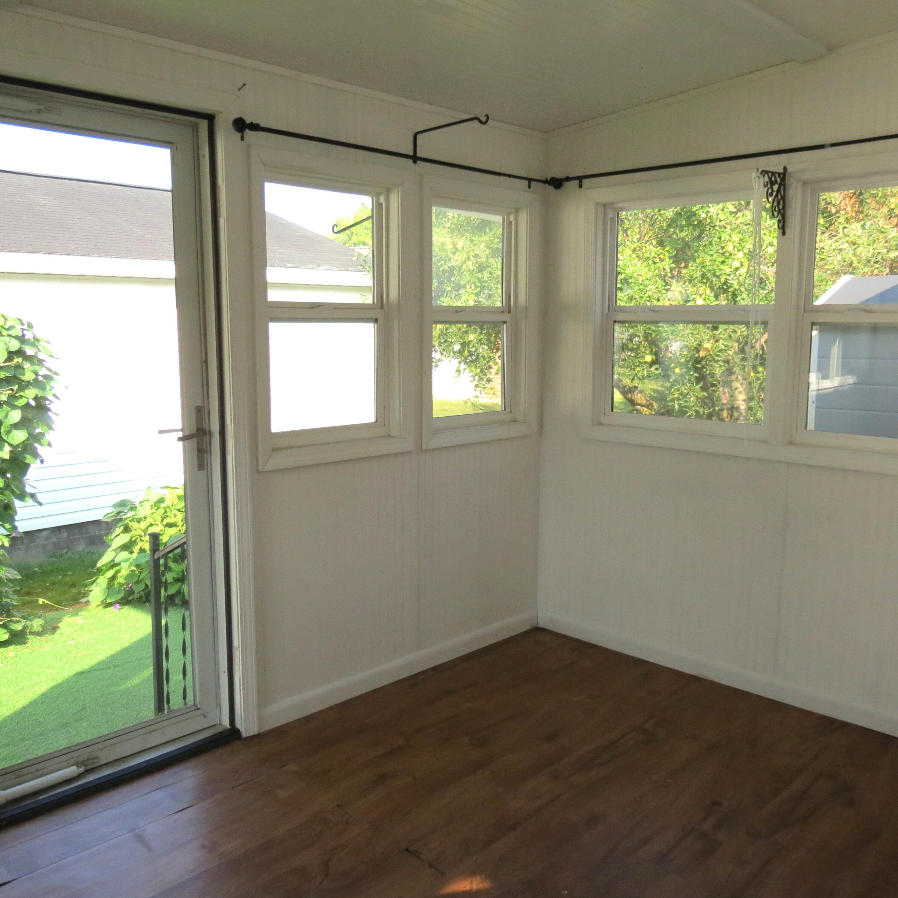1203 Colonial Property Photo 19