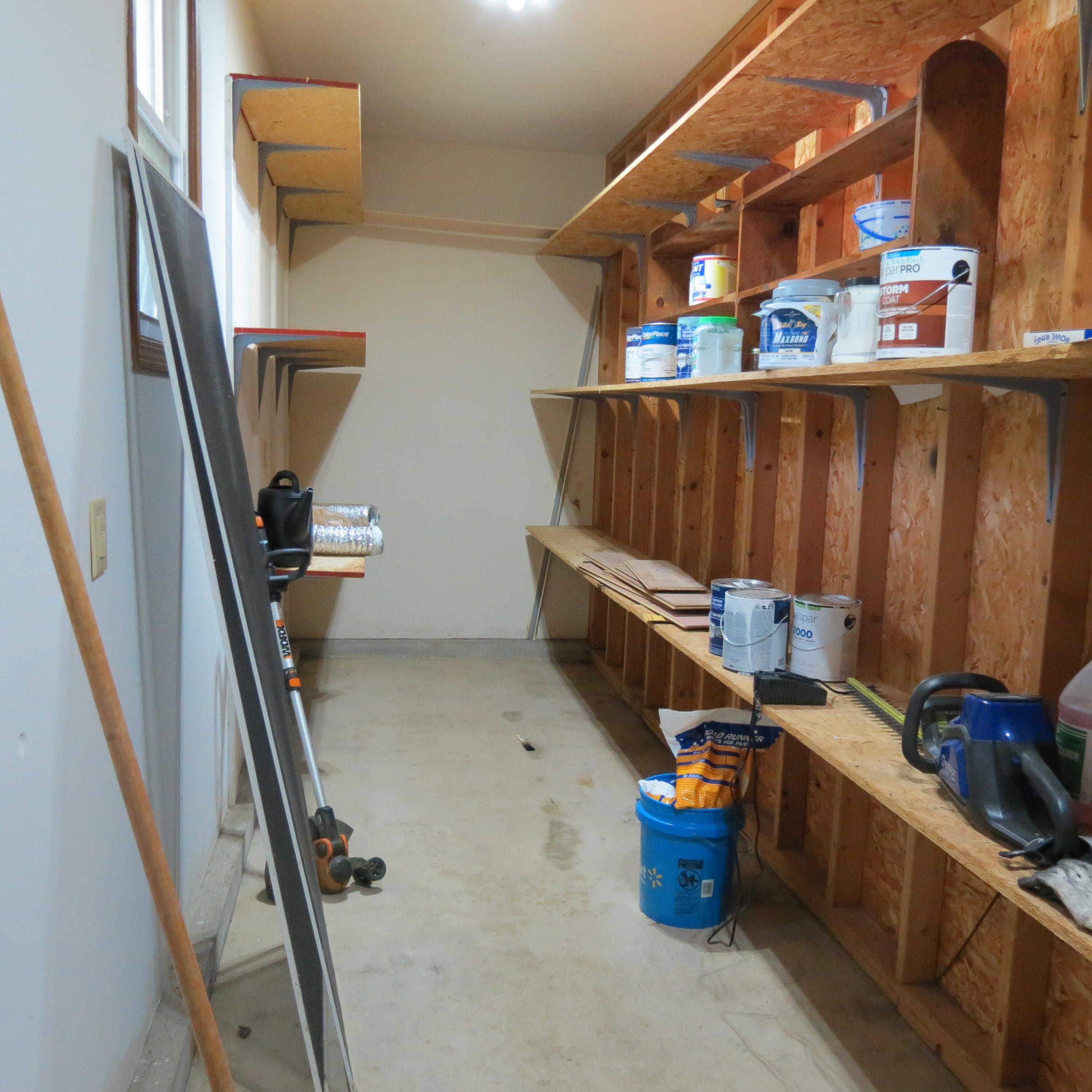 1203 Colonial Property Photo 21