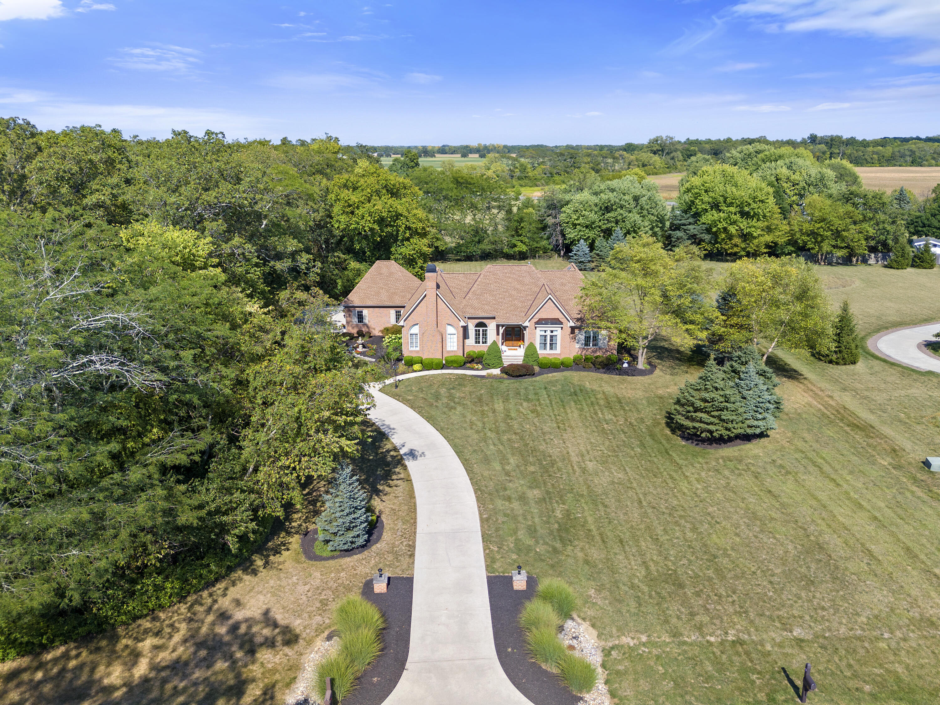 477 Trillium Property Photo