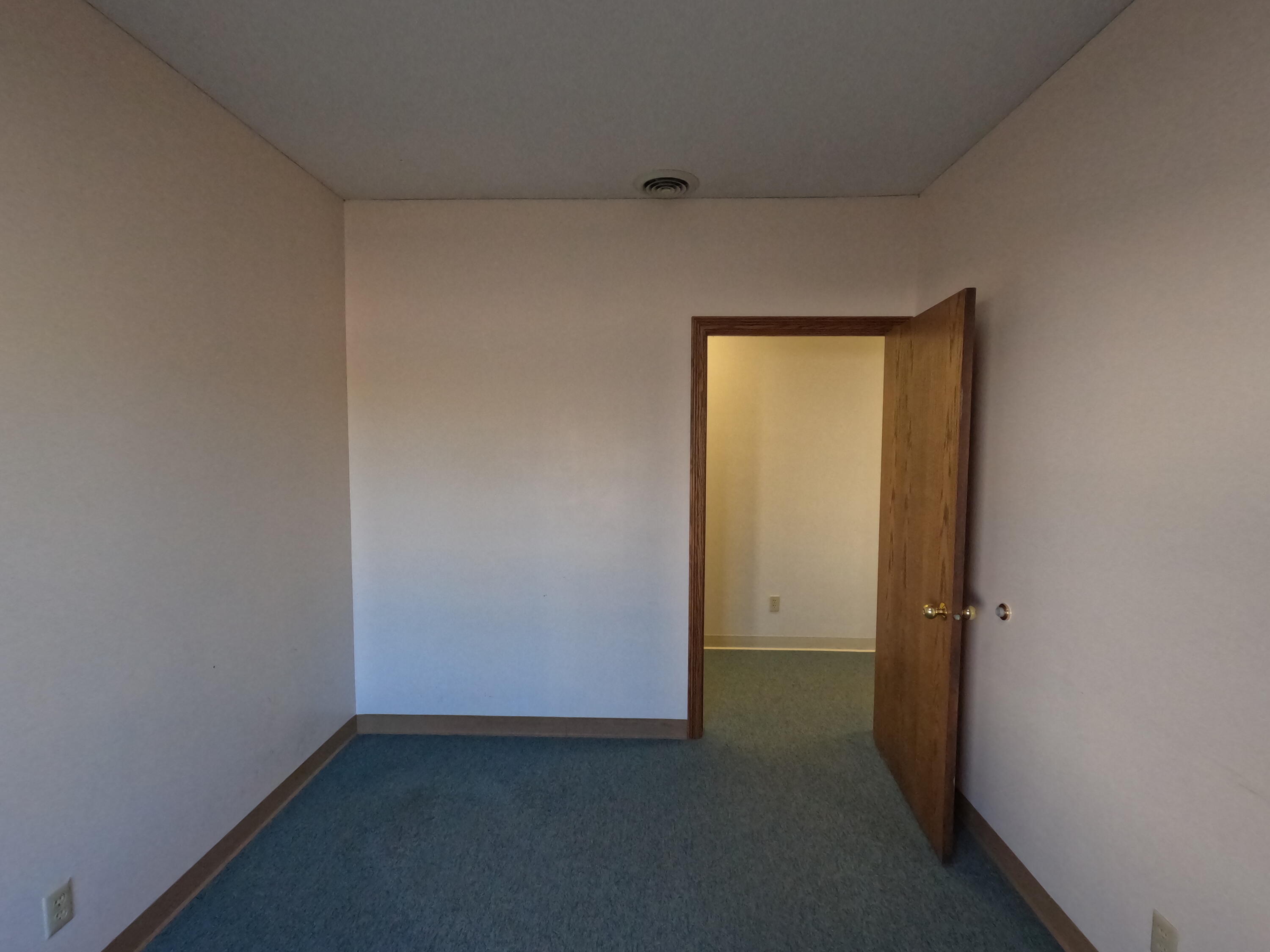 1301 E Ash Street A Property Photo 11