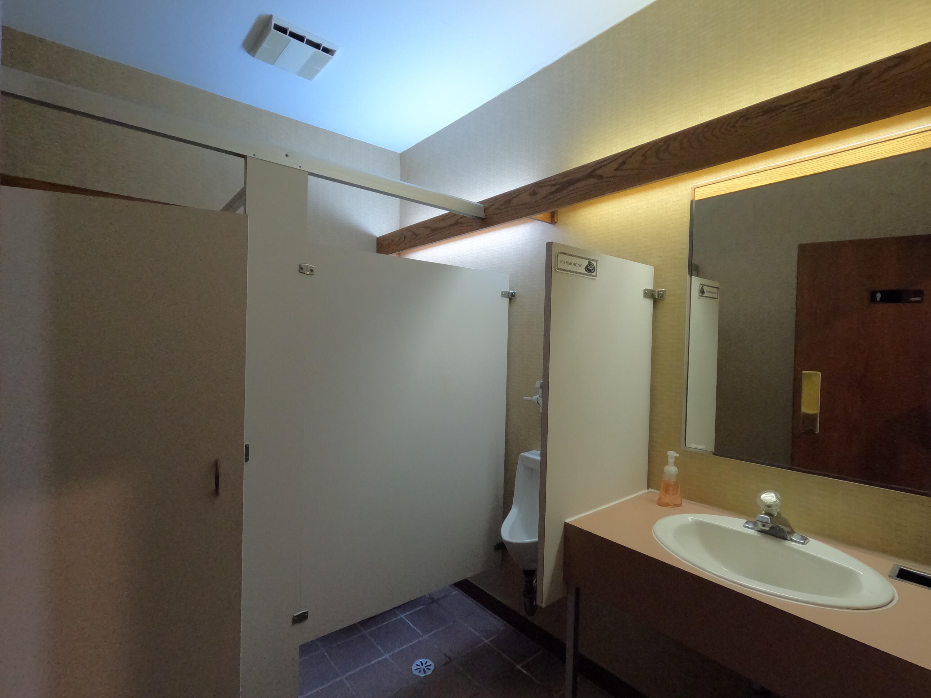 1301 E Ash Street A Property Photo 24