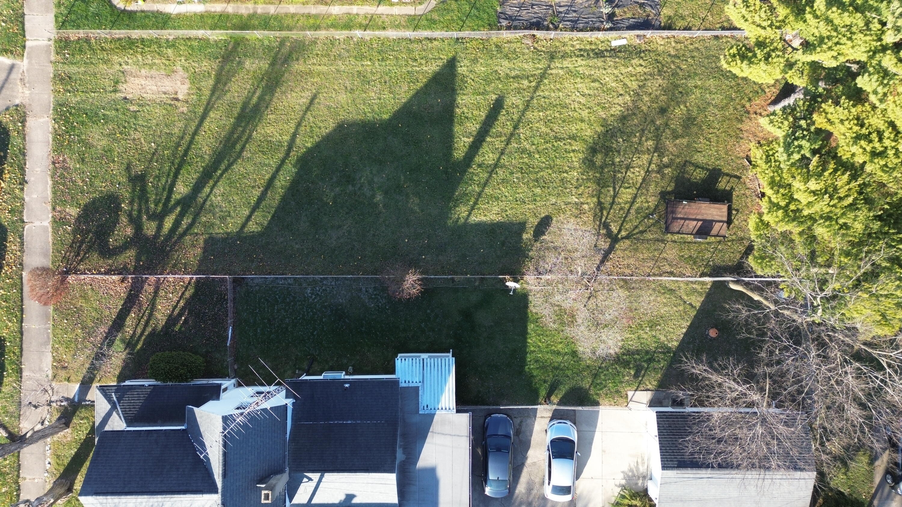 366 Isabella Property Photo 4