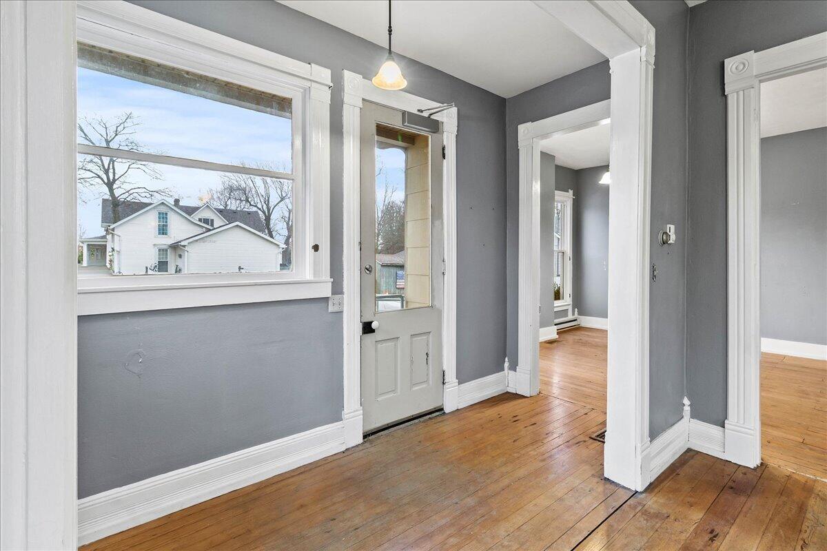 269 Main Property Photo 9
