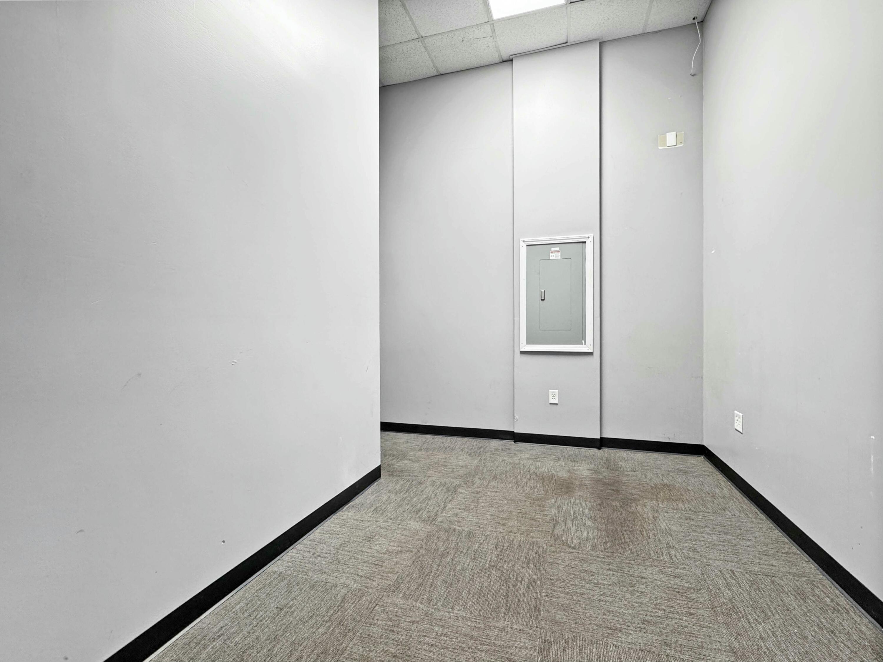 1714 Main Property Photo 4