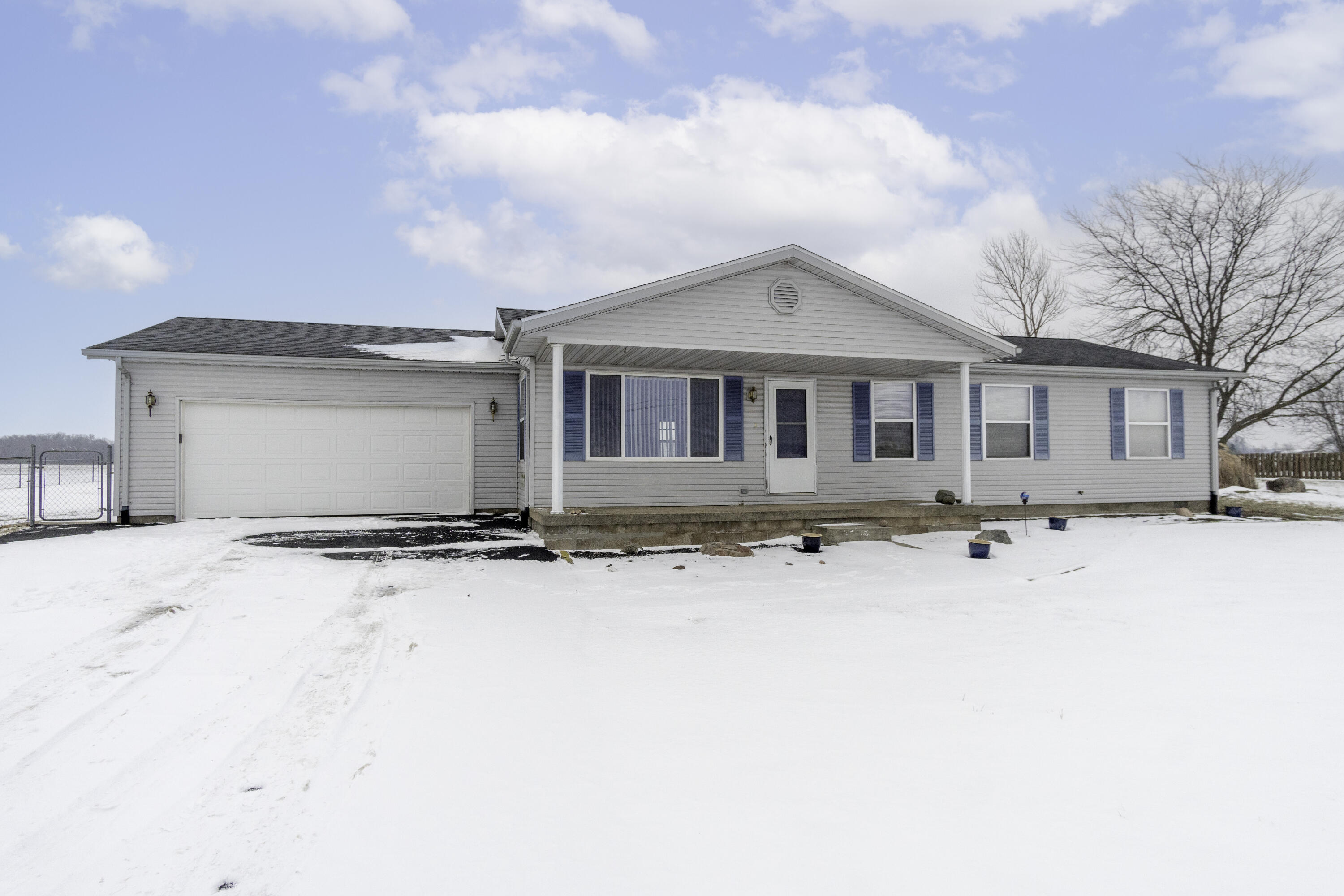 12790 Lochard Property Photo 3