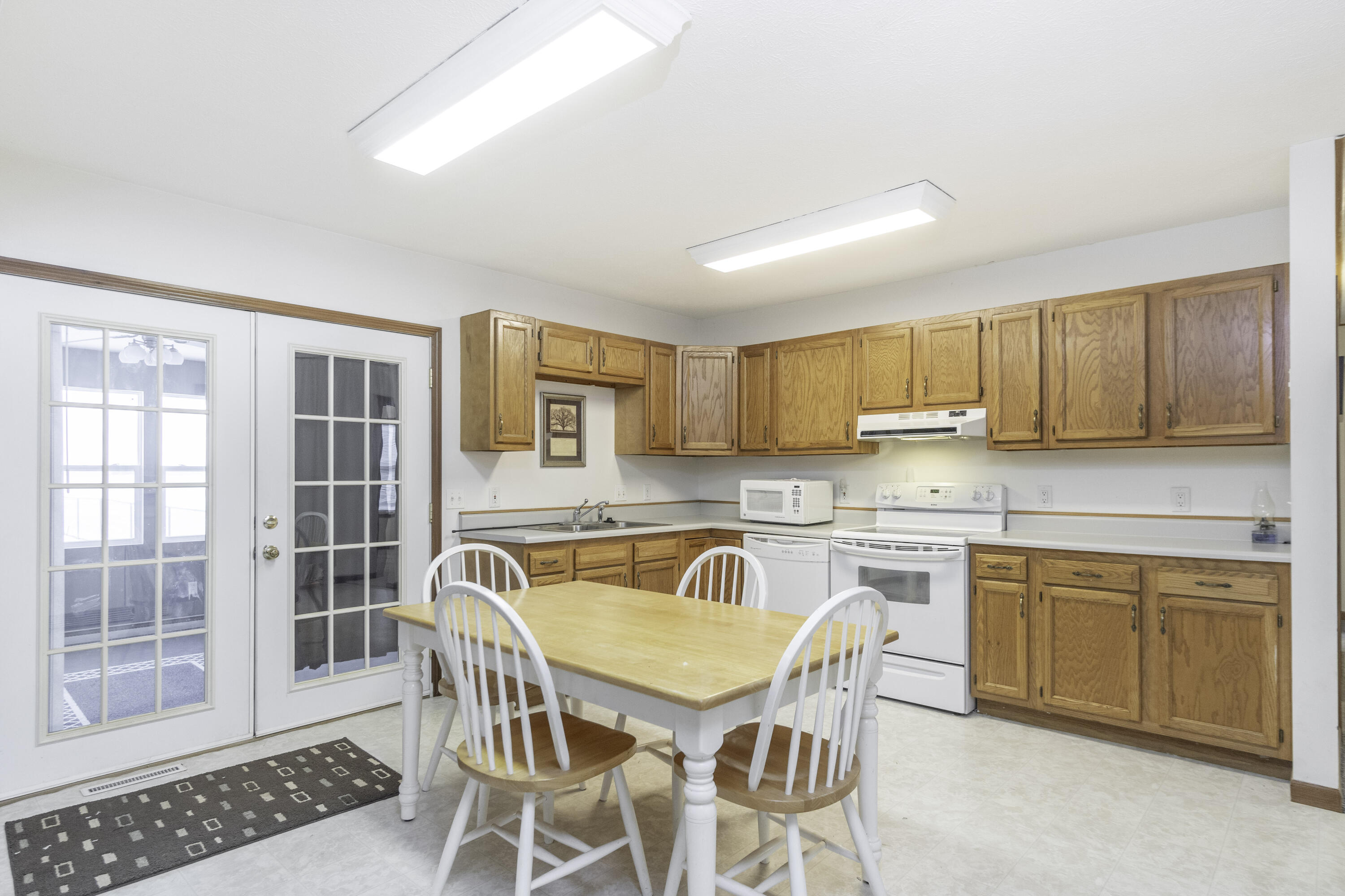 12790 Lochard Property Photo 11