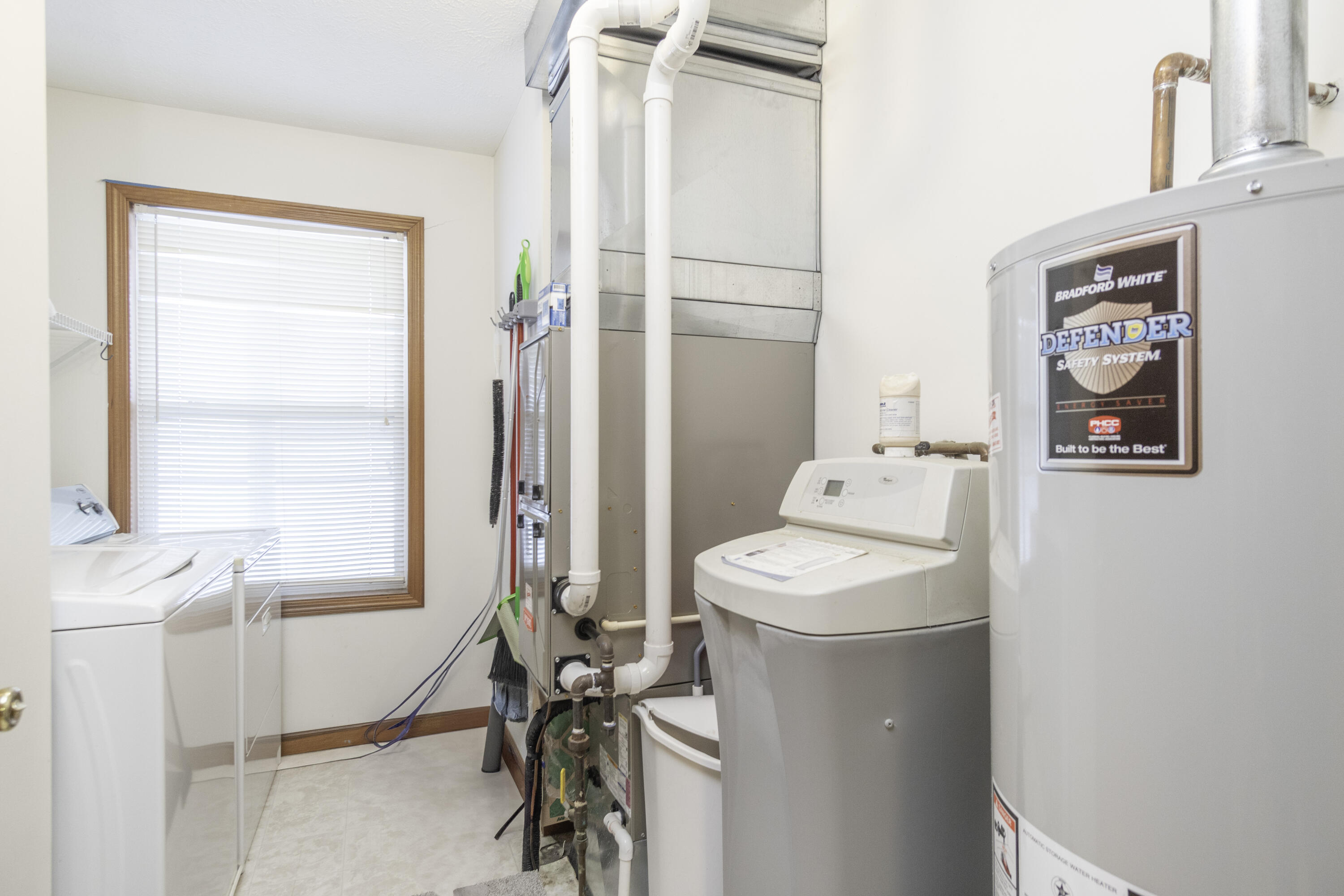 12790 Lochard Property Photo 14
