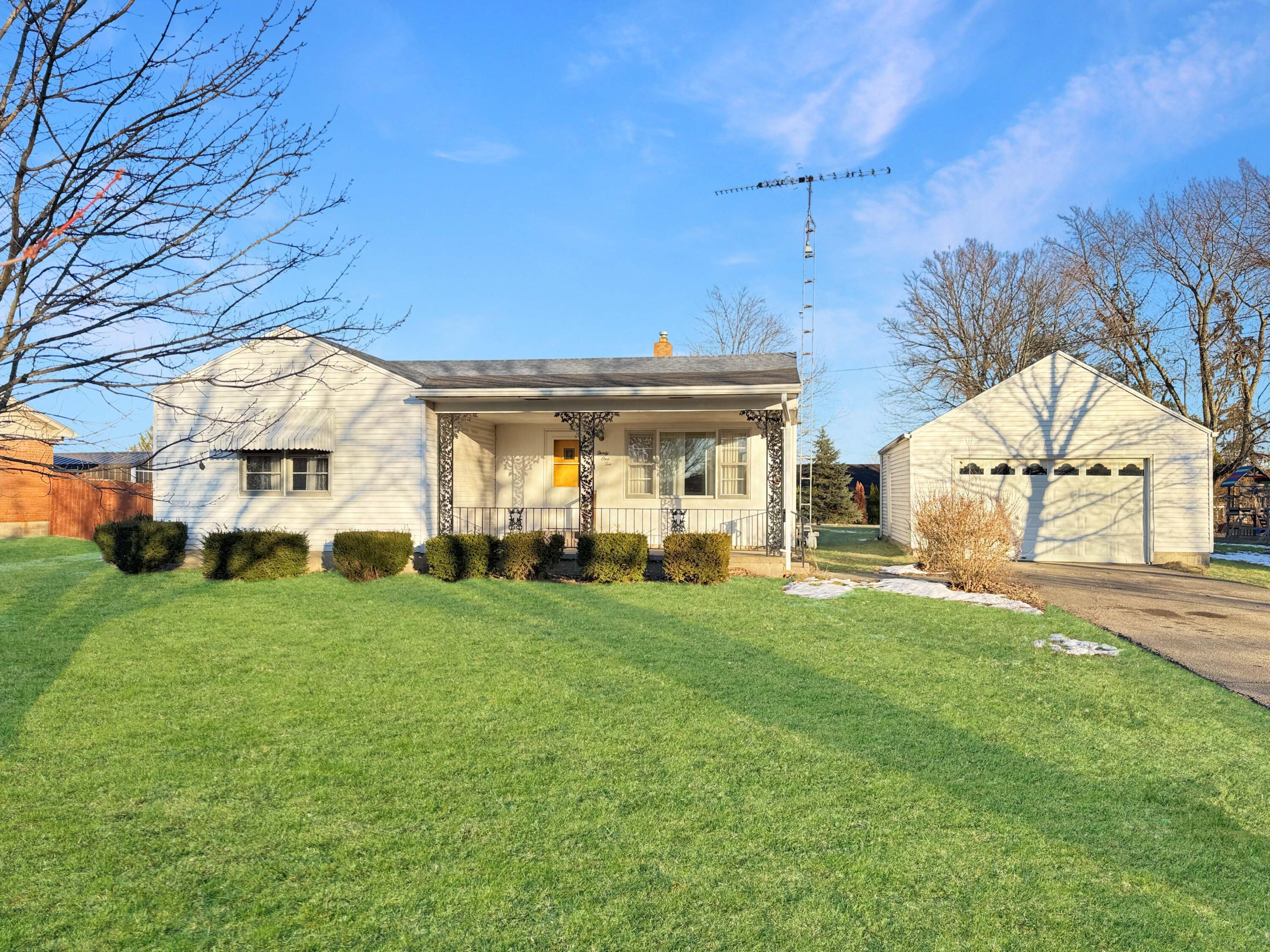3110 Derr Property Photo