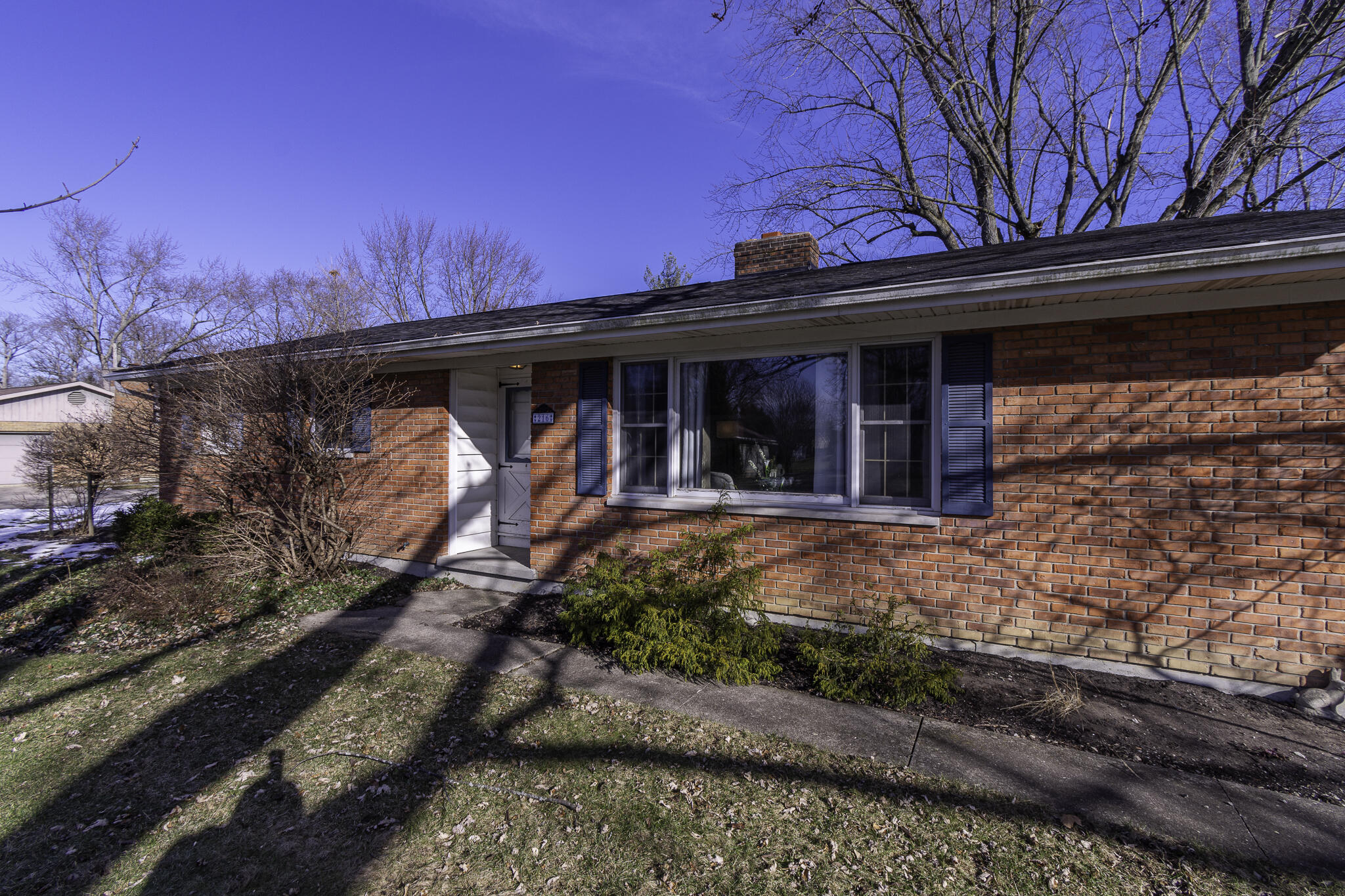 216 Orange Property Photo 3