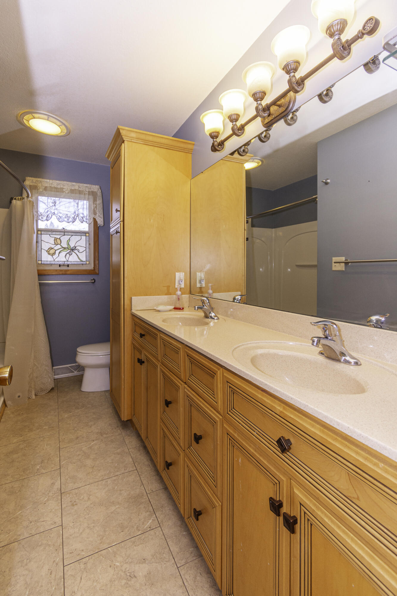 216 Orange Property Photo 20