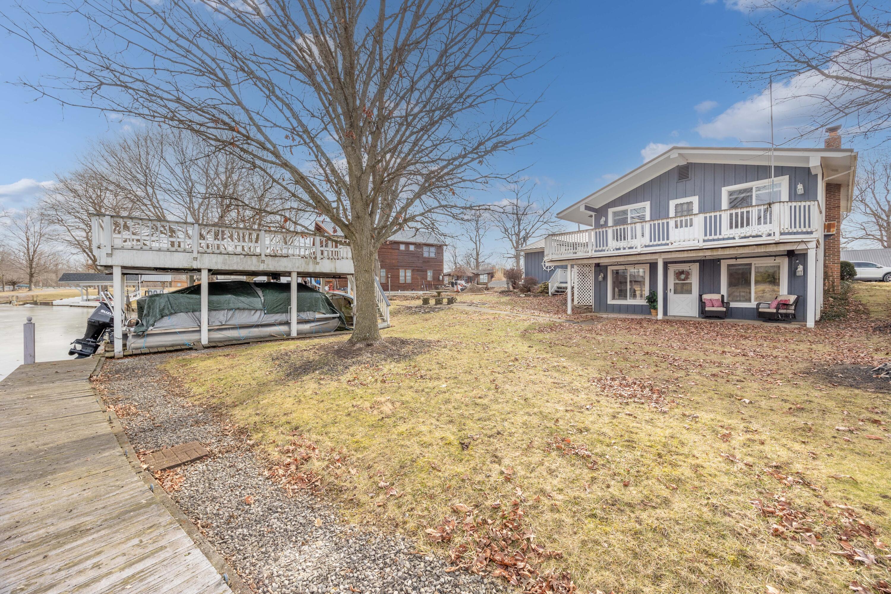 7630 Edgewater Property Photo 2