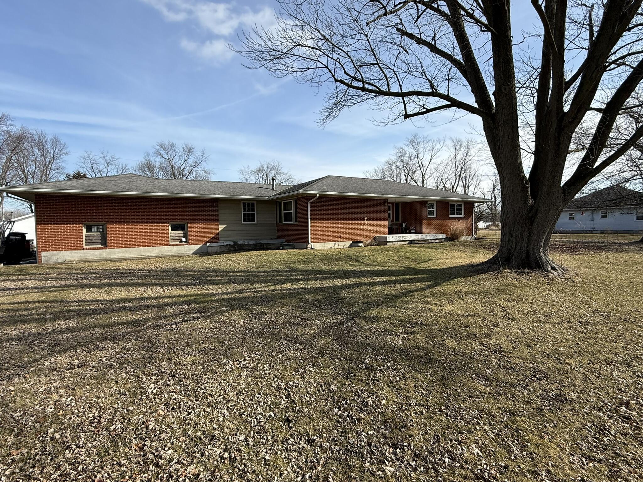 415 Main Property Photo 3