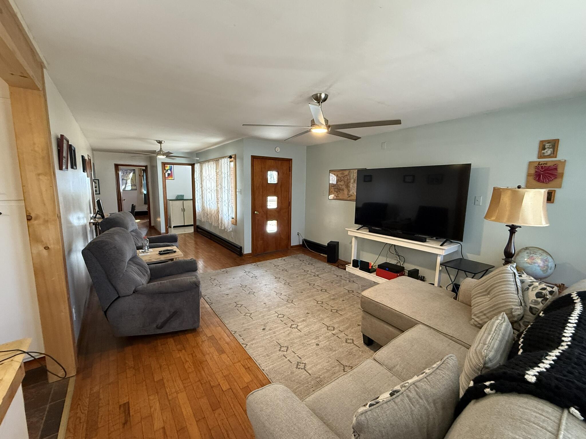 415 Main Property Photo 8