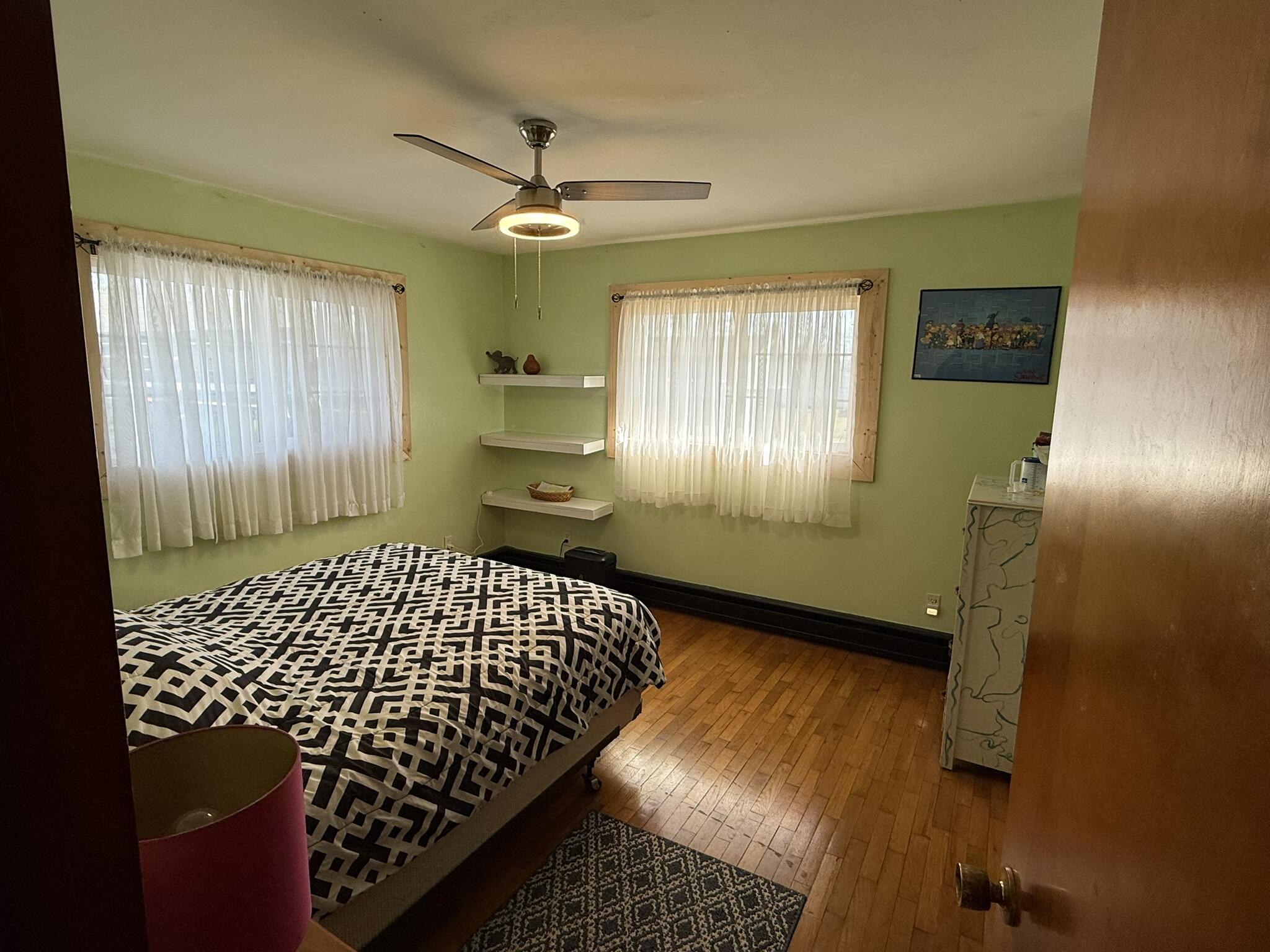 415 Main Property Photo 14