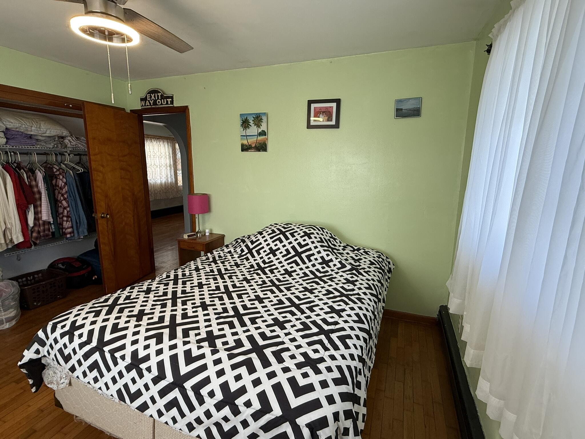 415 Main Property Photo 16