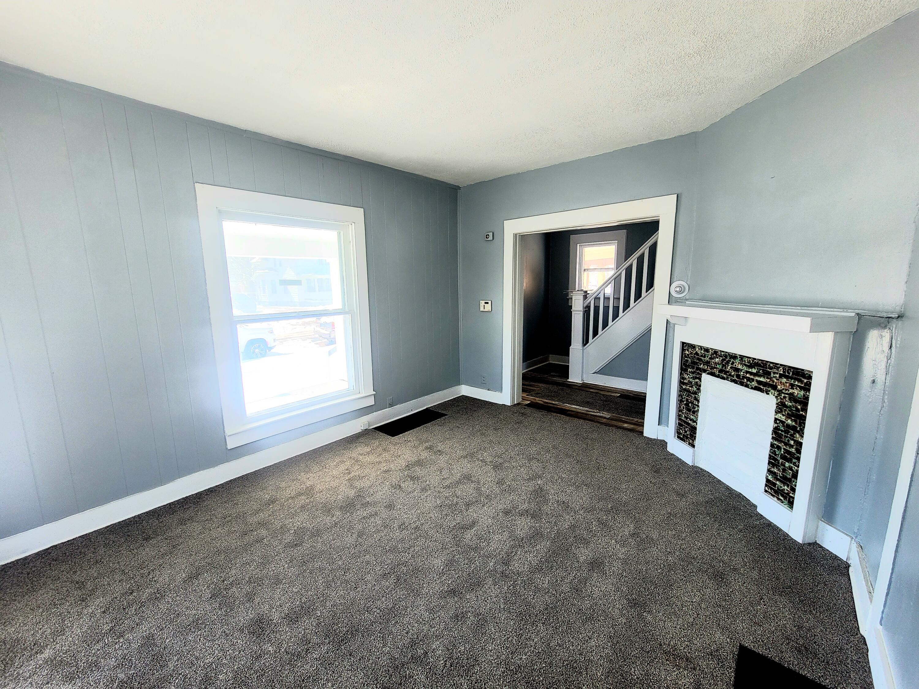 550 E Rose Street Property Photo 5
