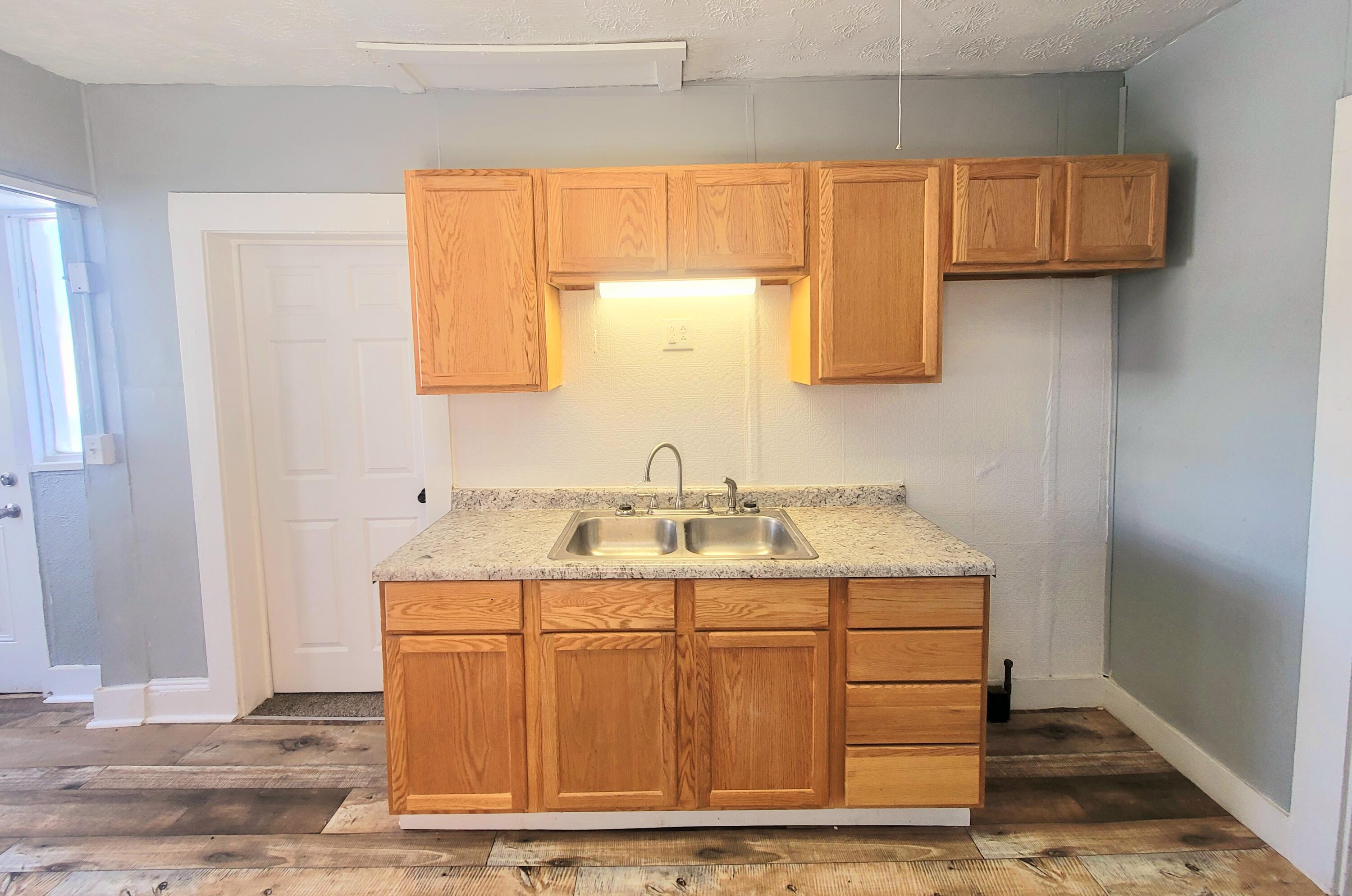 550 E Rose Street Property Photo 10
