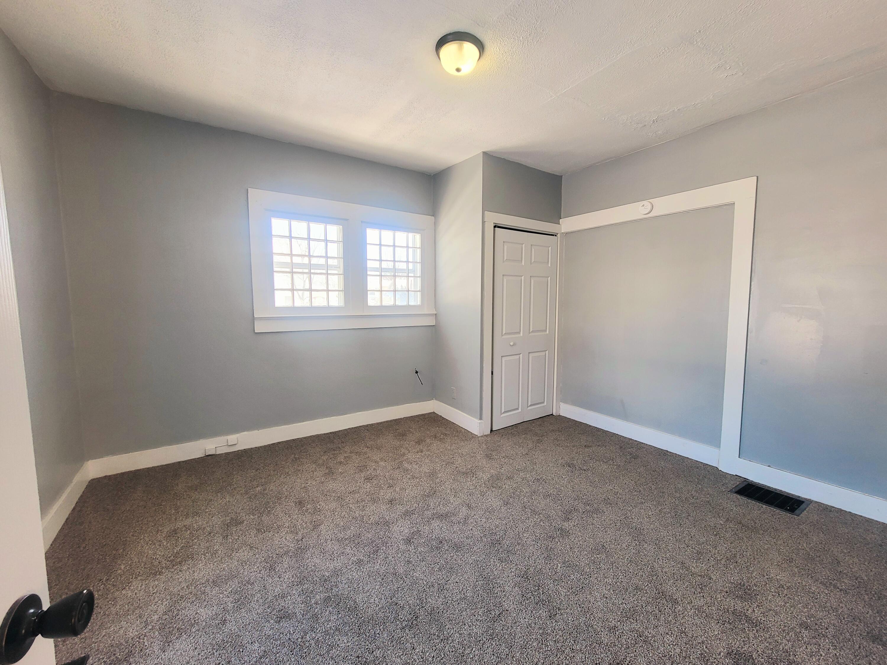 550 E Rose Street Property Photo 12