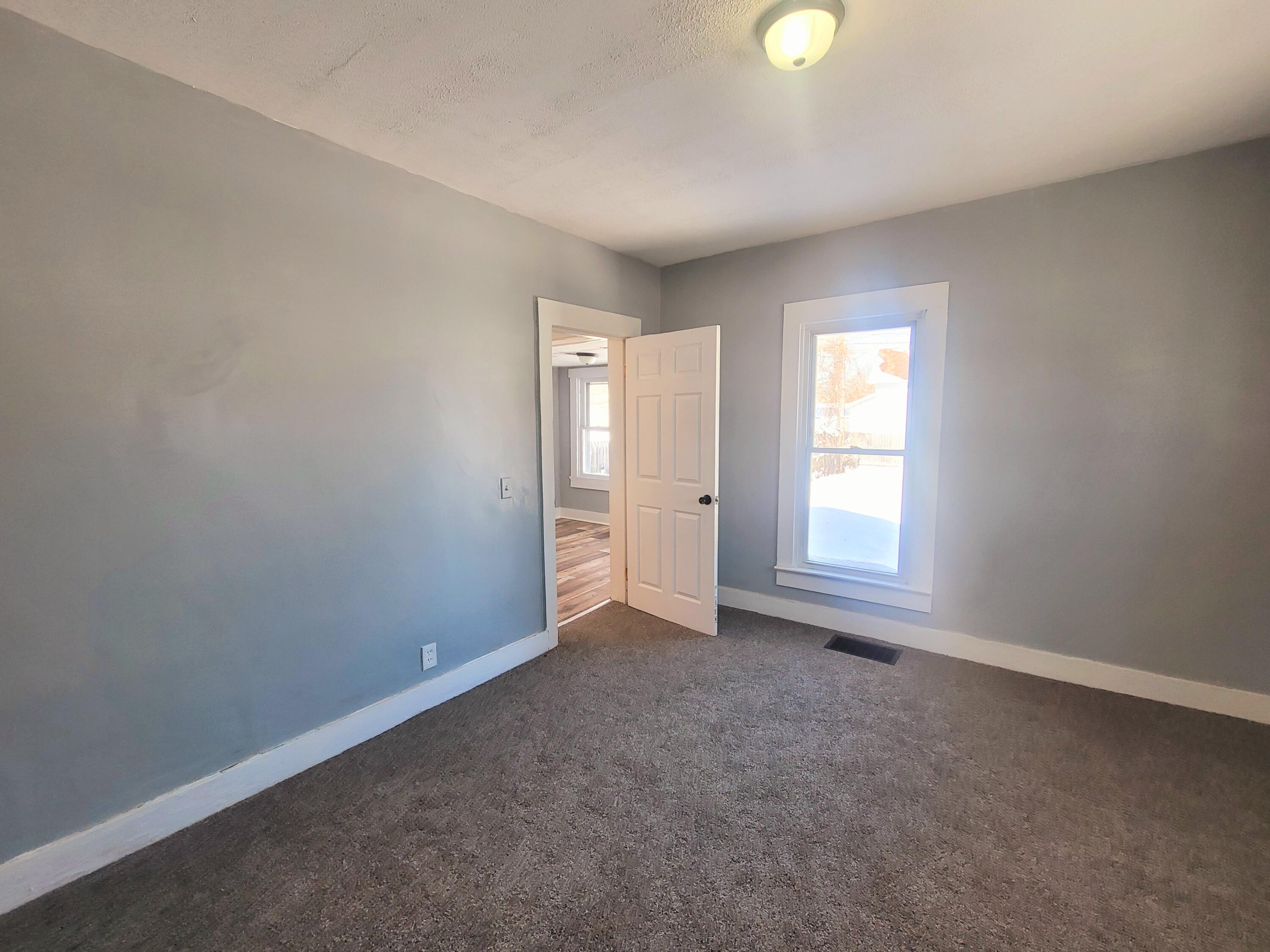 550 E Rose Street Property Photo 13