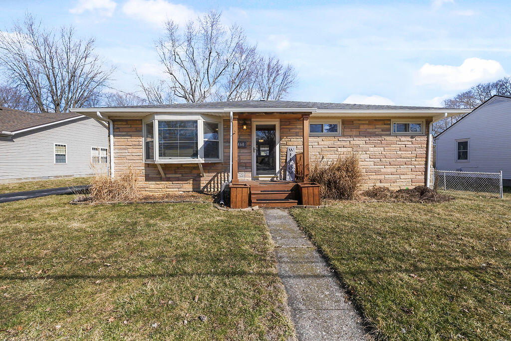 460 Main Property Photo