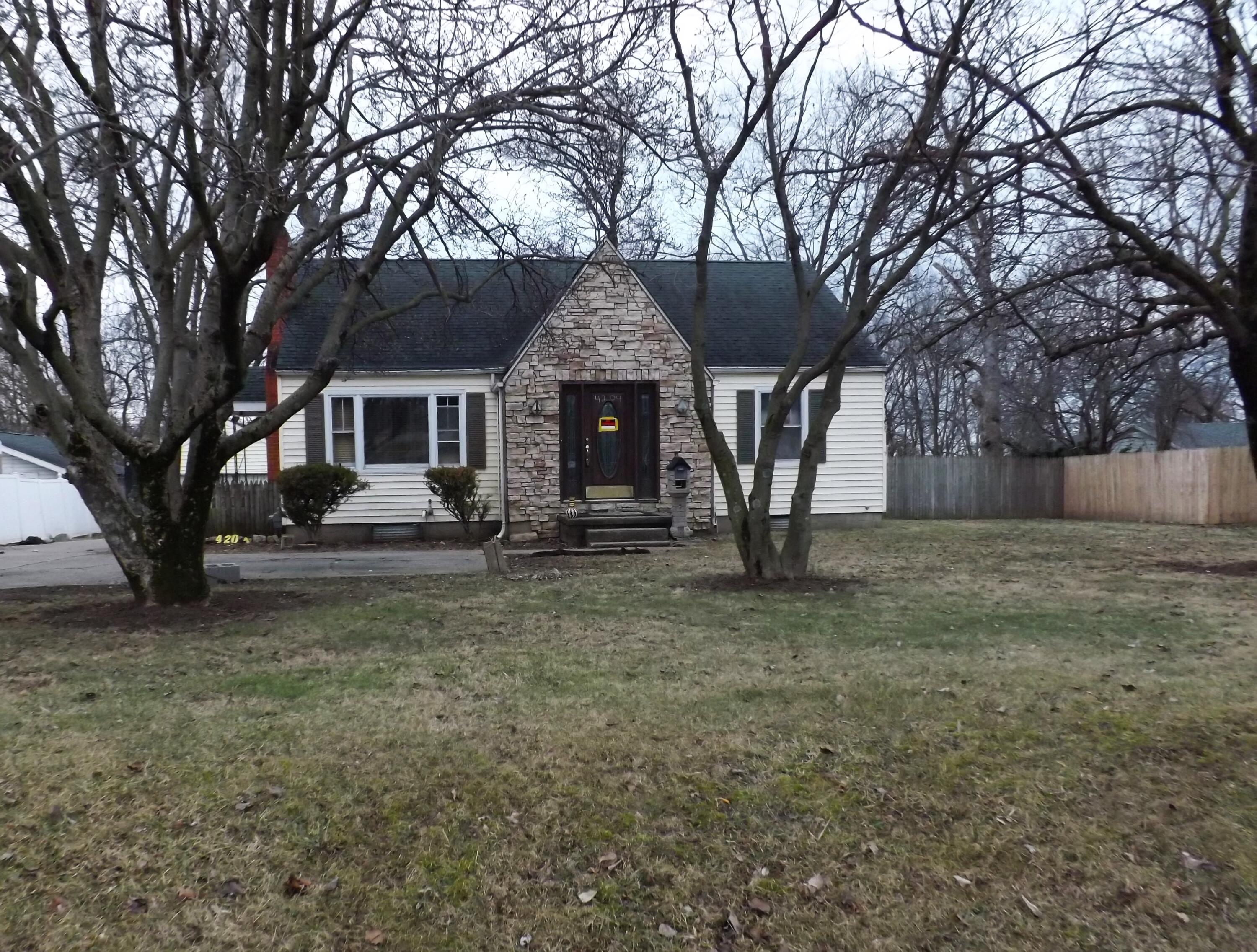 4204 Roosevelt Property Photo
