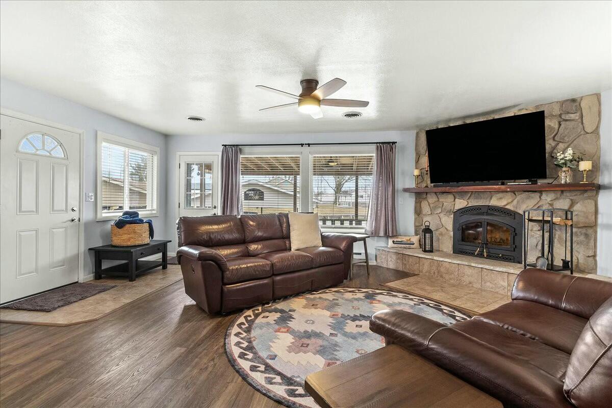 11380 Horseshoe Channel Property Photo 7