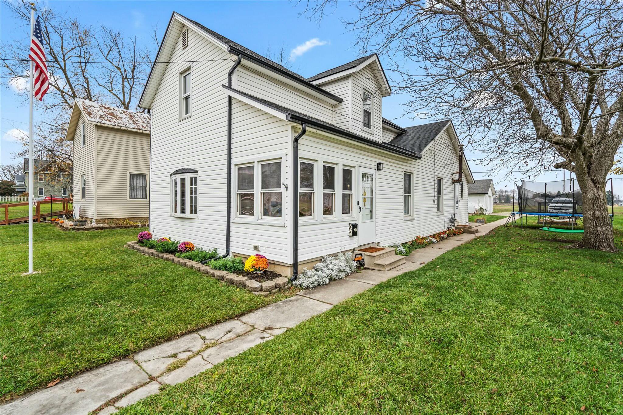 705 Bradford Real Estate Listings Main Image