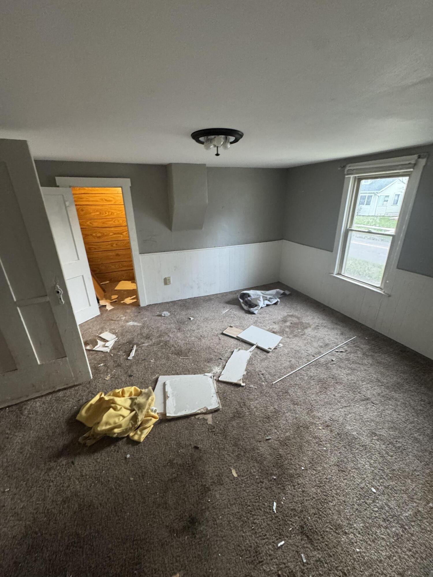 129 Arnold Property Photo 18