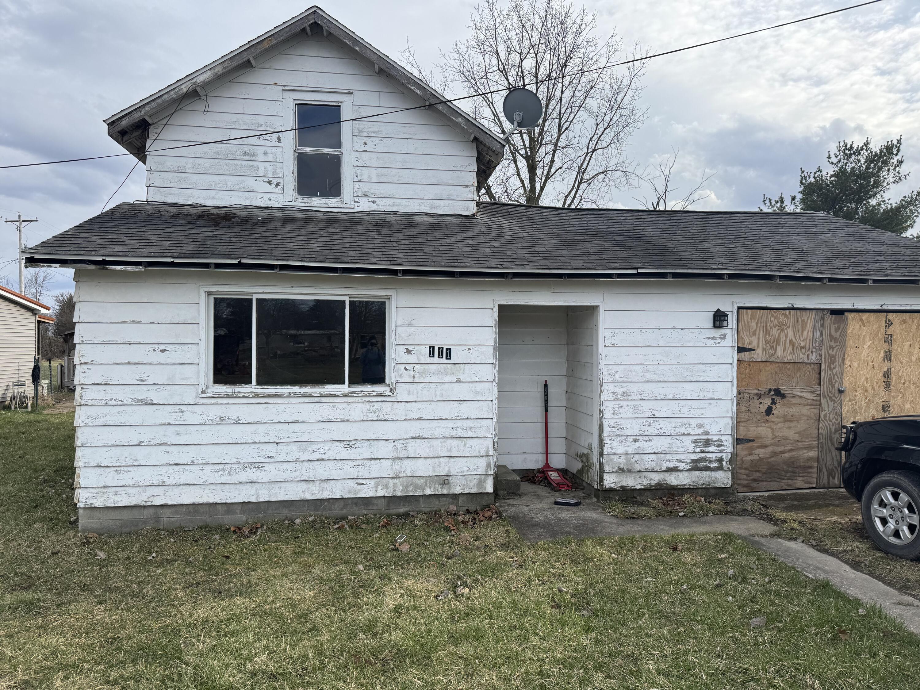 111 Belmont Property Photo 1