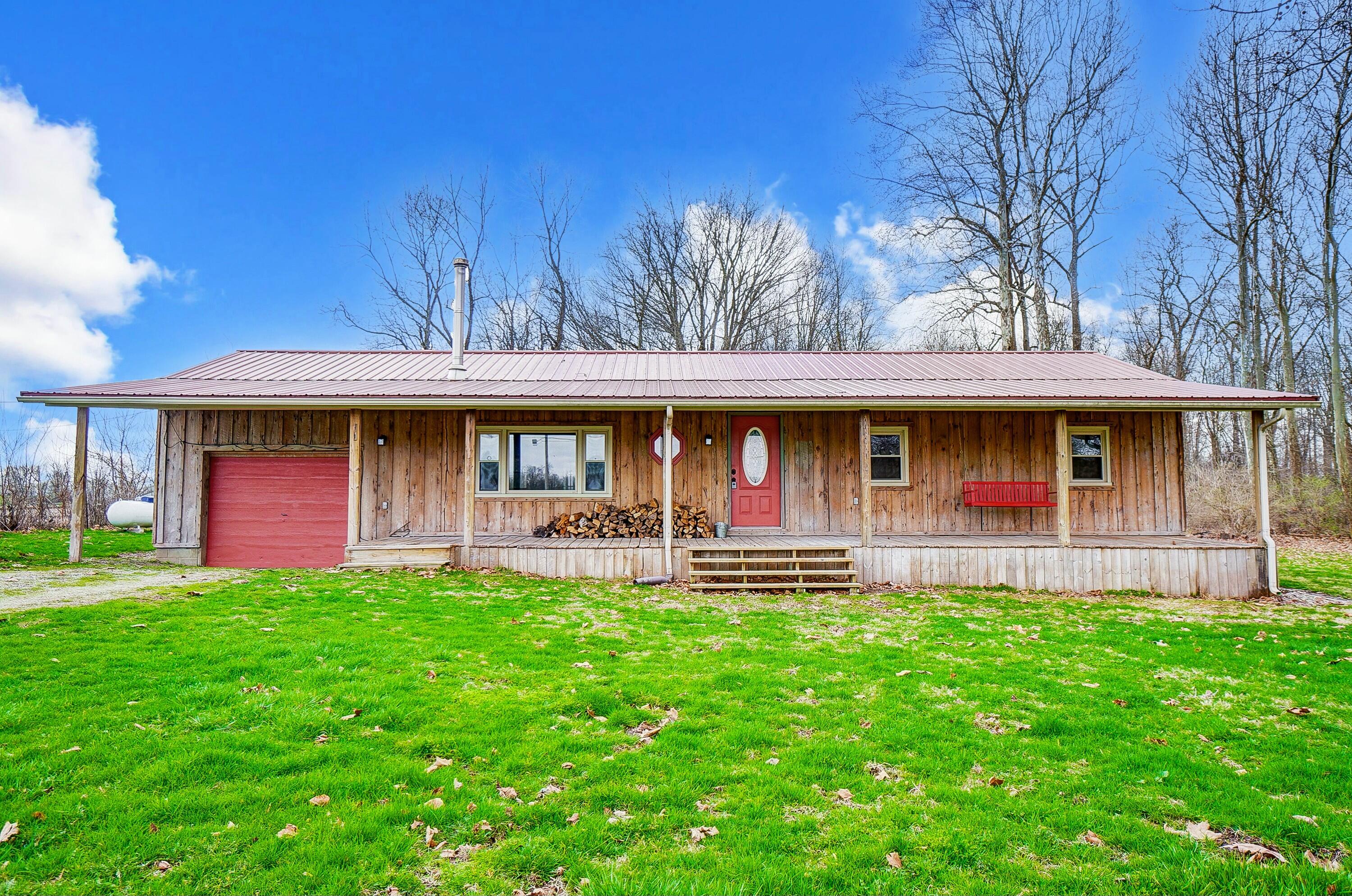 8259 Snapp Property Photo 1