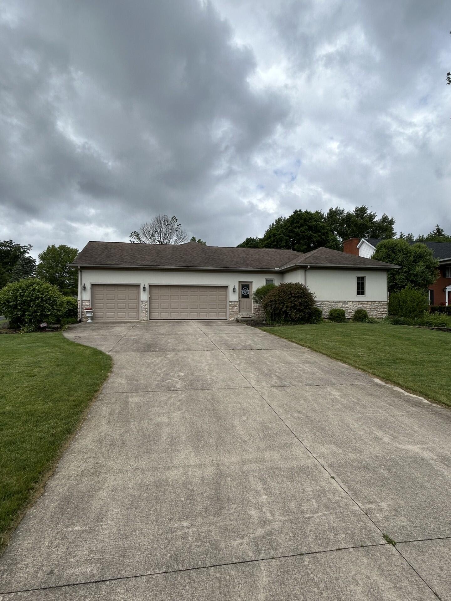 207 Meadowbrook Property Photo 34