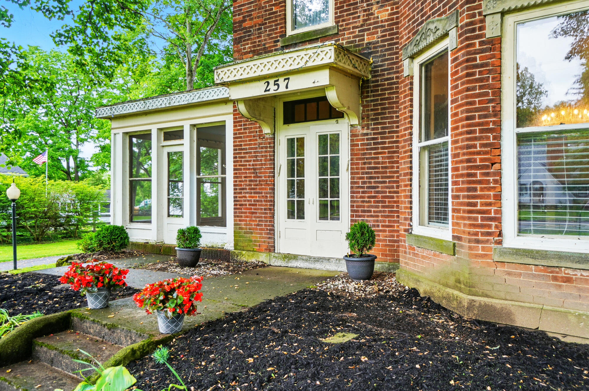257 Sandusky Property Photo 1