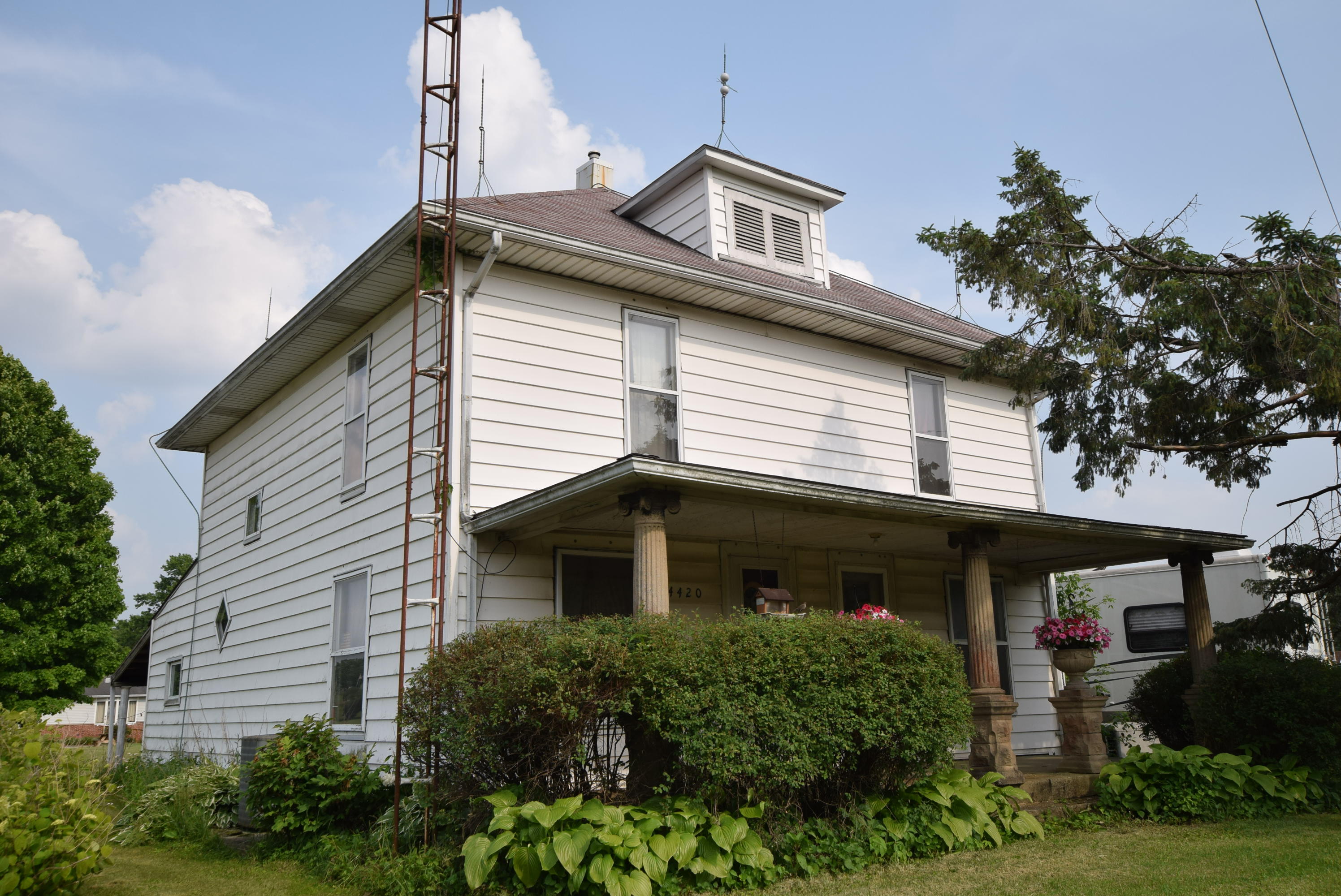 4420 Main Property Photo 1