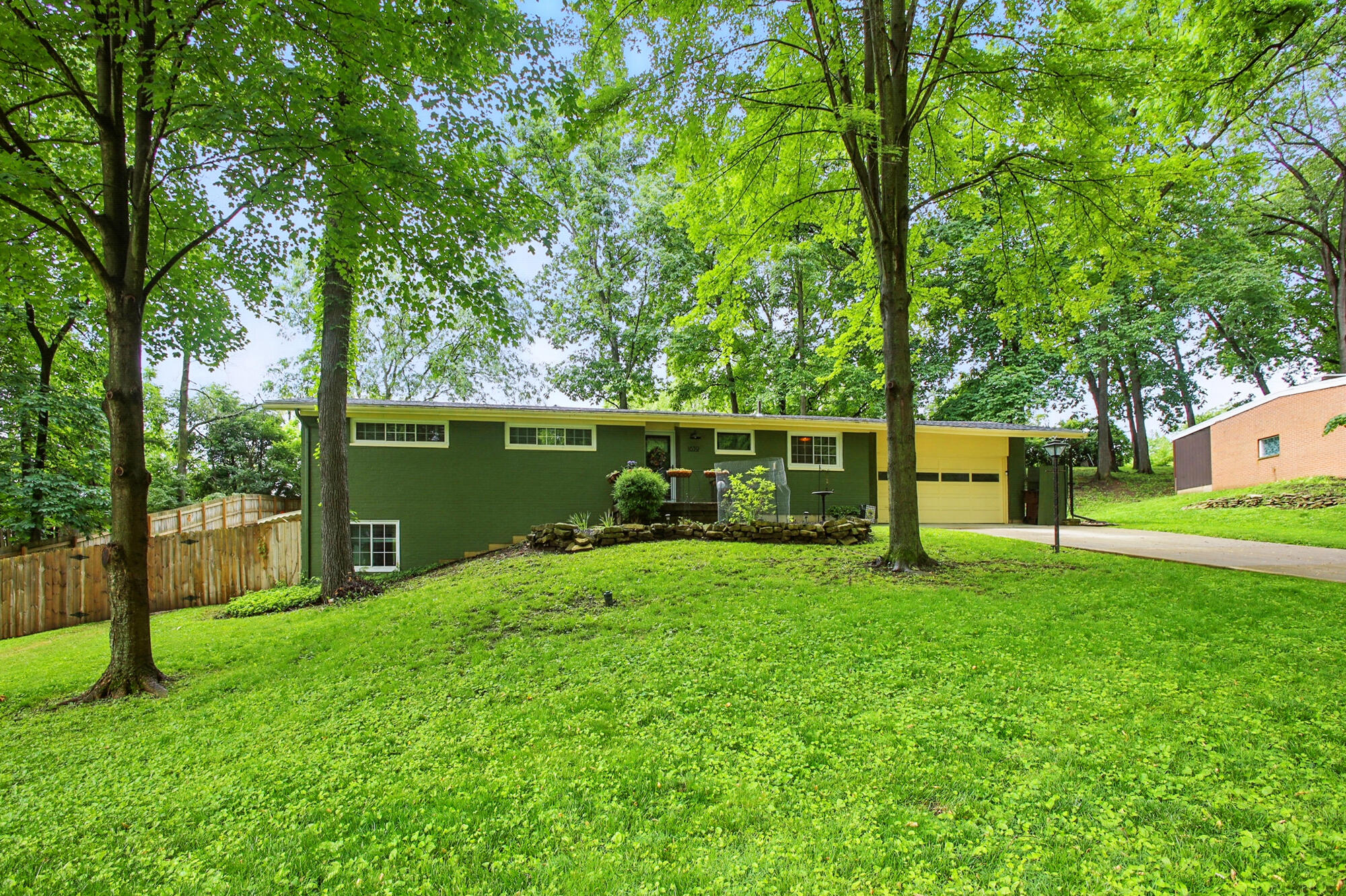 1639 Mile Property Photo 1