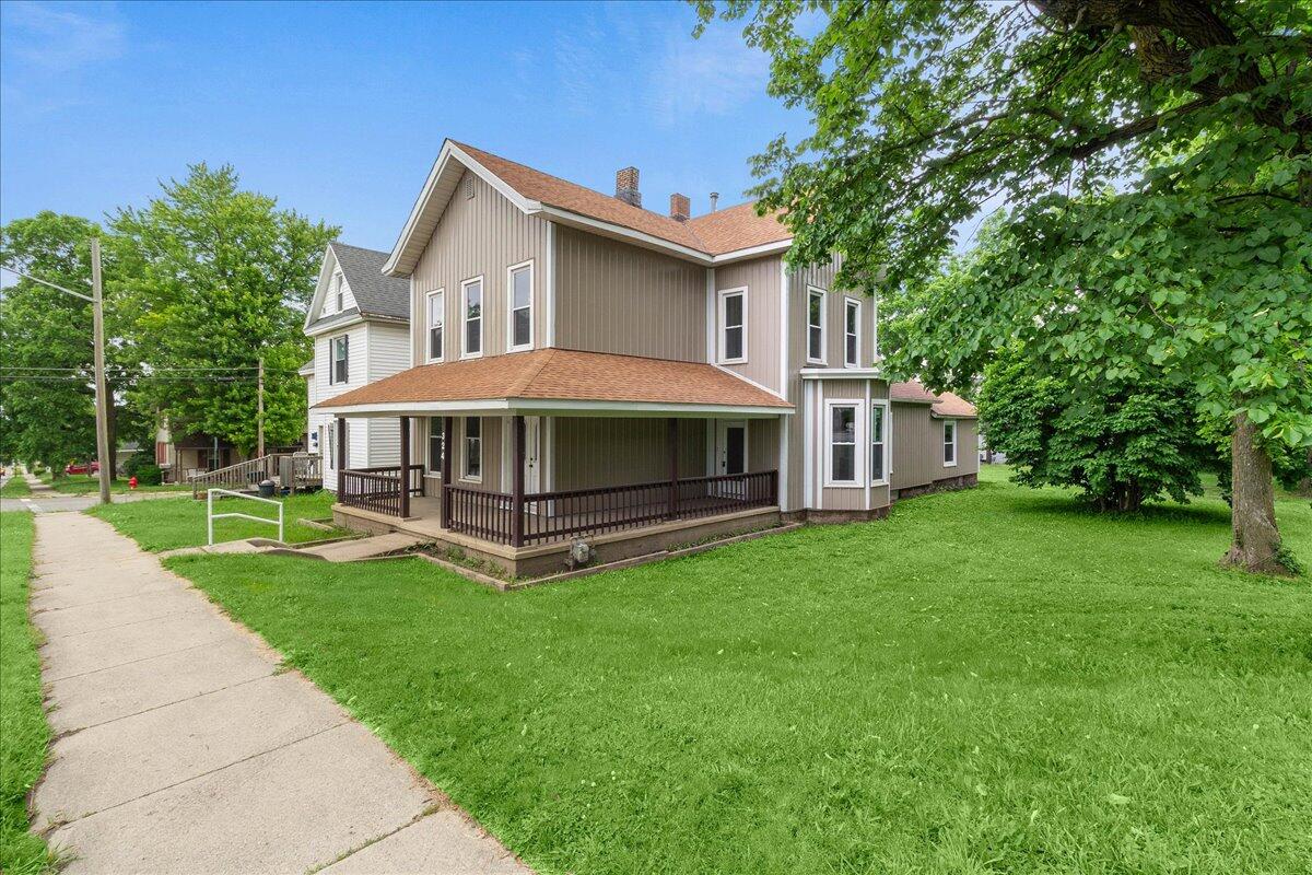 324 Sandusky Property Photo 1