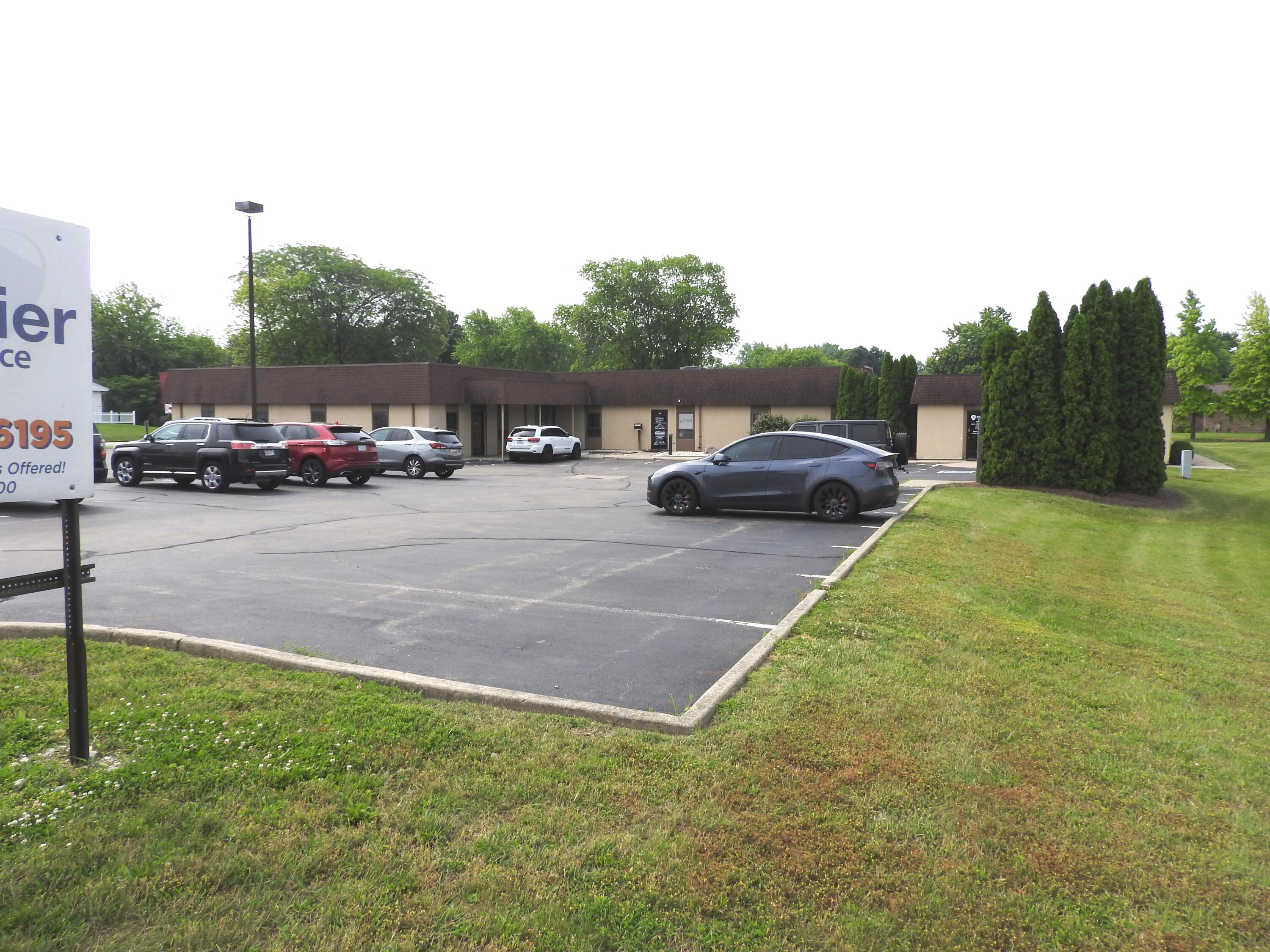 812 National Property Photo 1