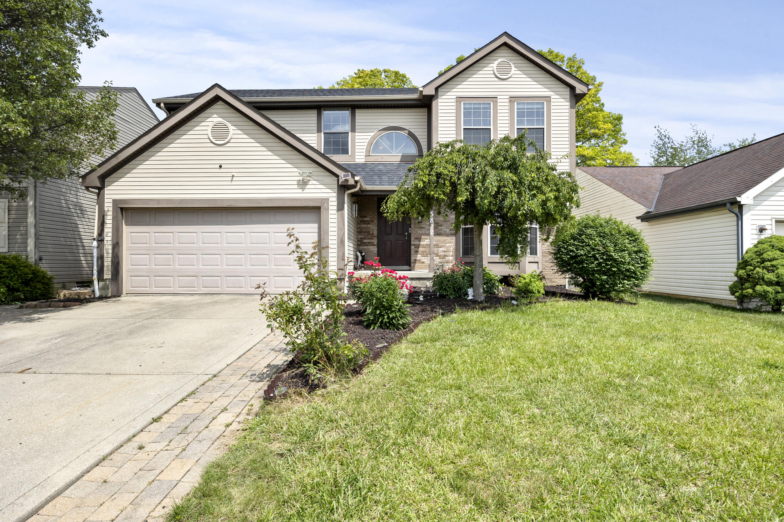 5812 Winshire Property Photo 1