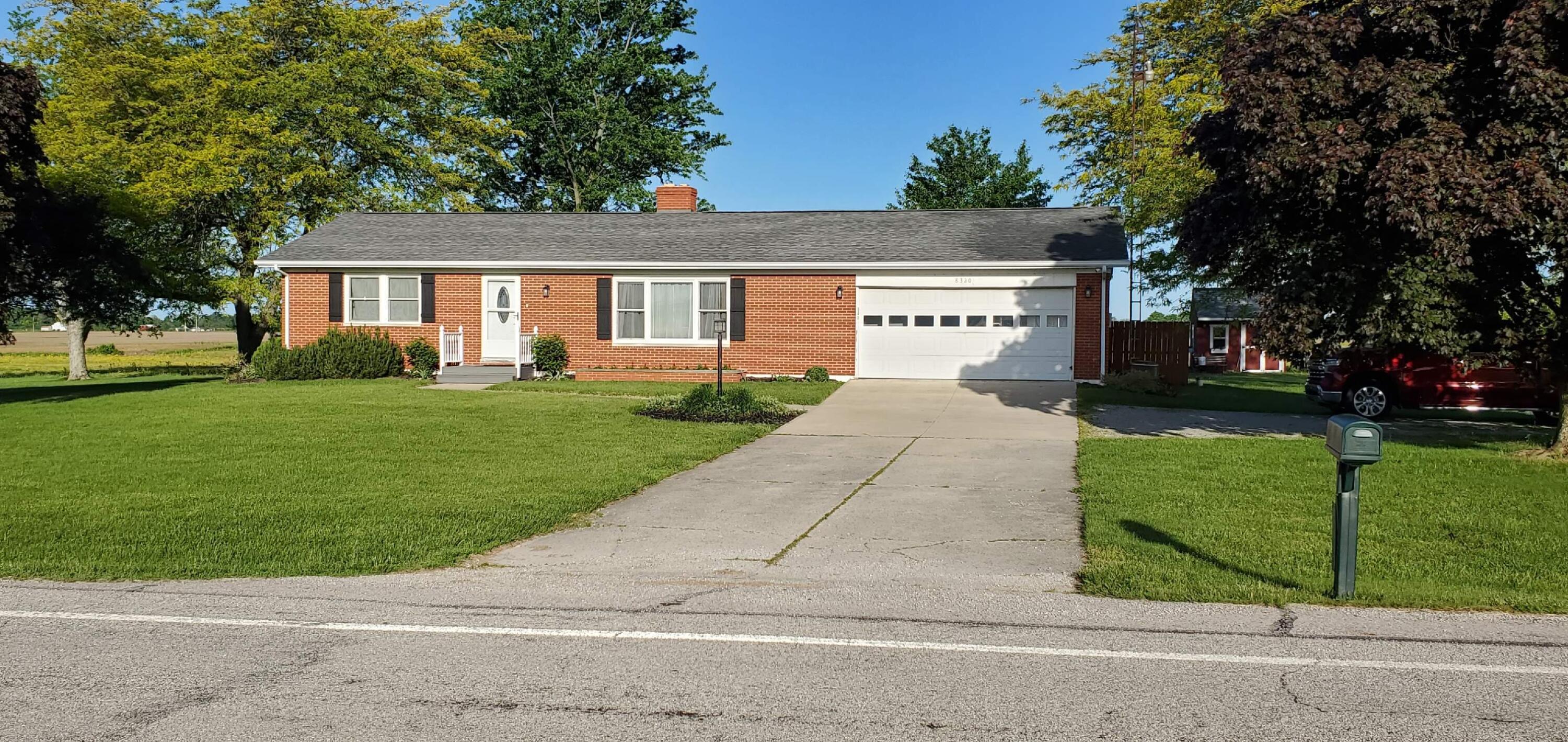 8320 State Route 589 N Property Photo 1