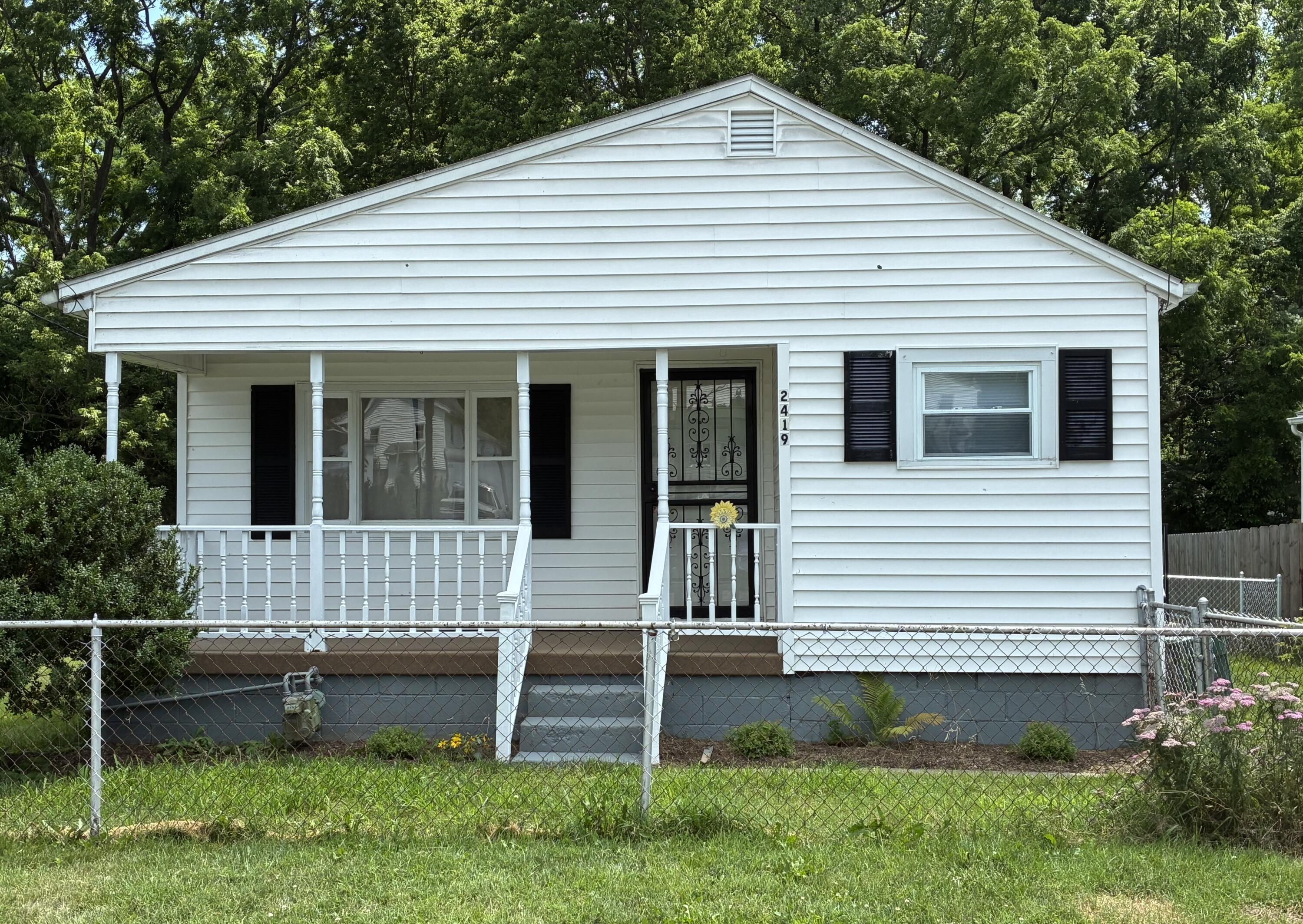 2419 Gladden